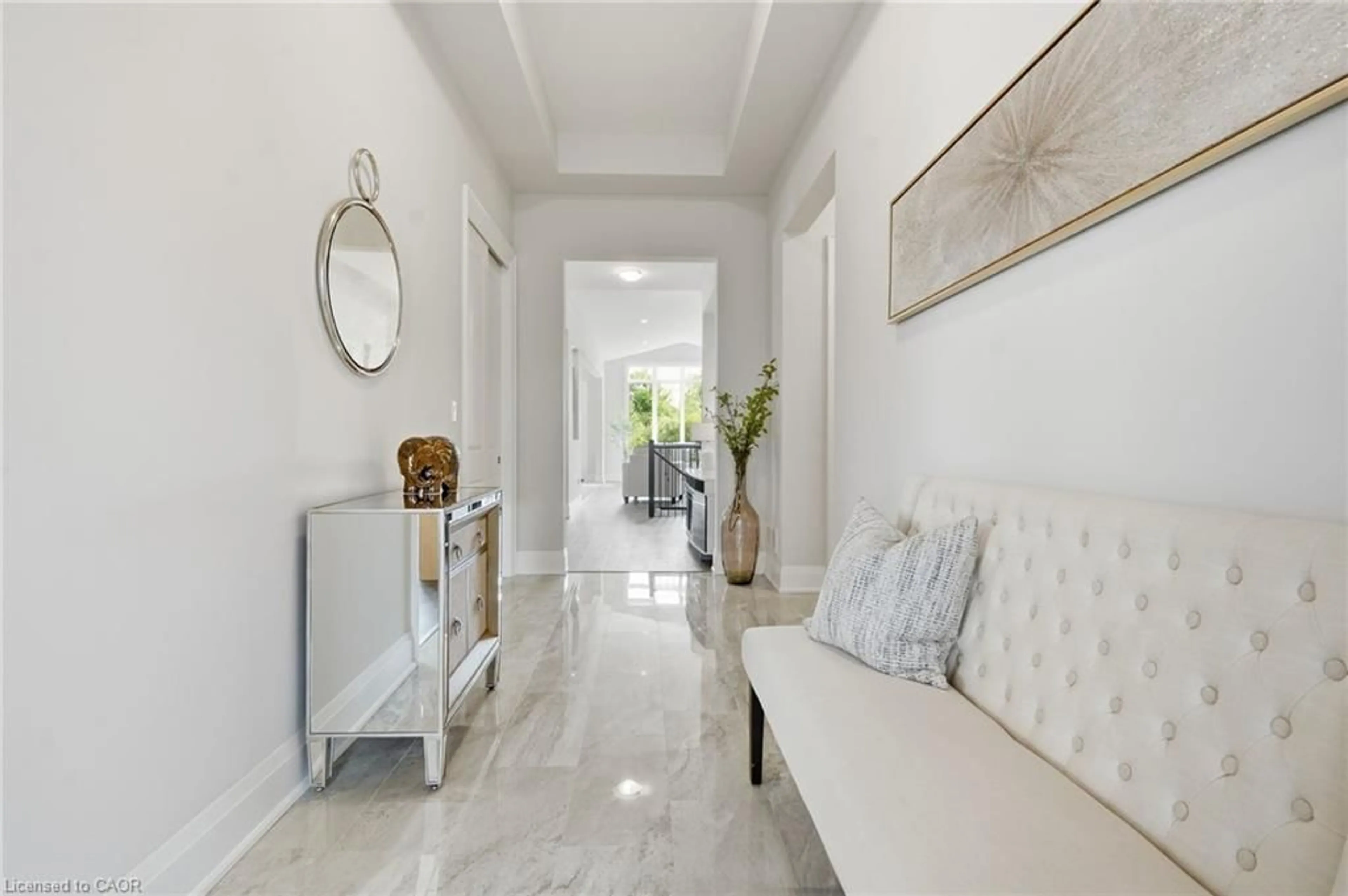 Indoor entryway for 162 Westcott Rd, Welland Ontario L3C 0K9