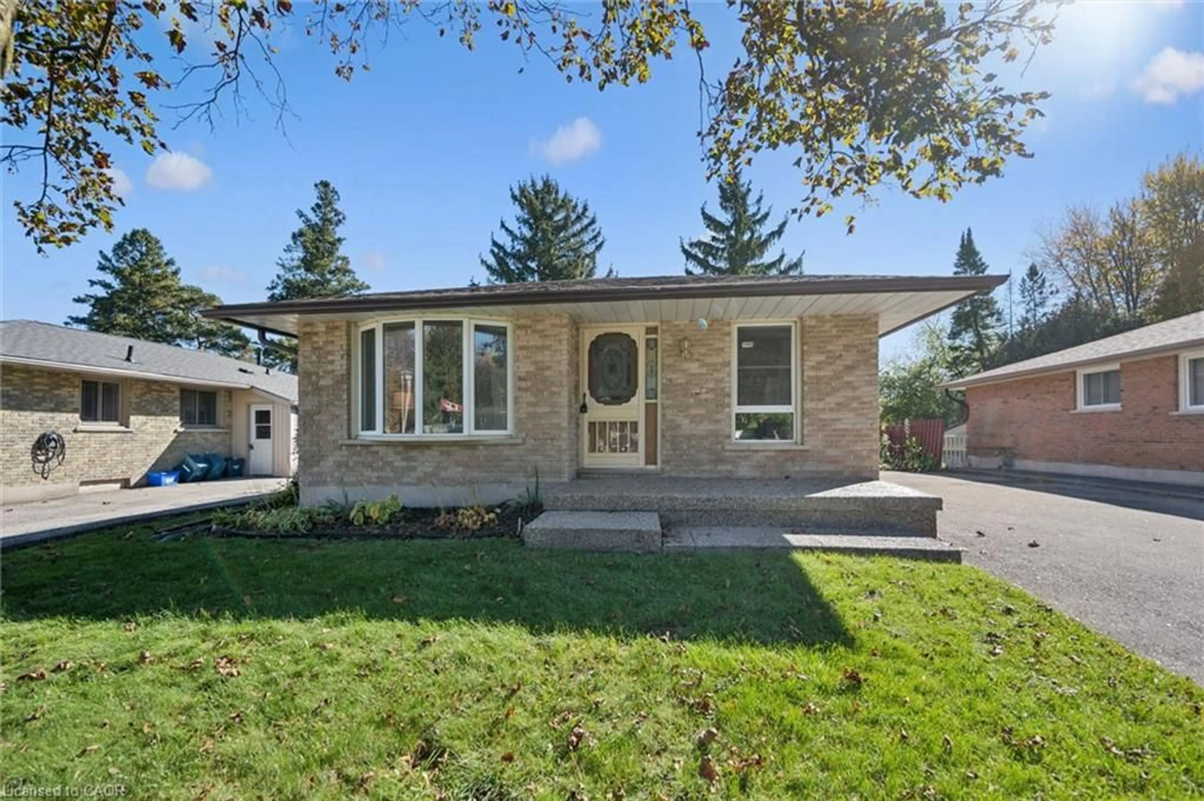 Home with brick exterior material, street for 11 Caledon Crt, Cambridge Ontario N1S 3W3