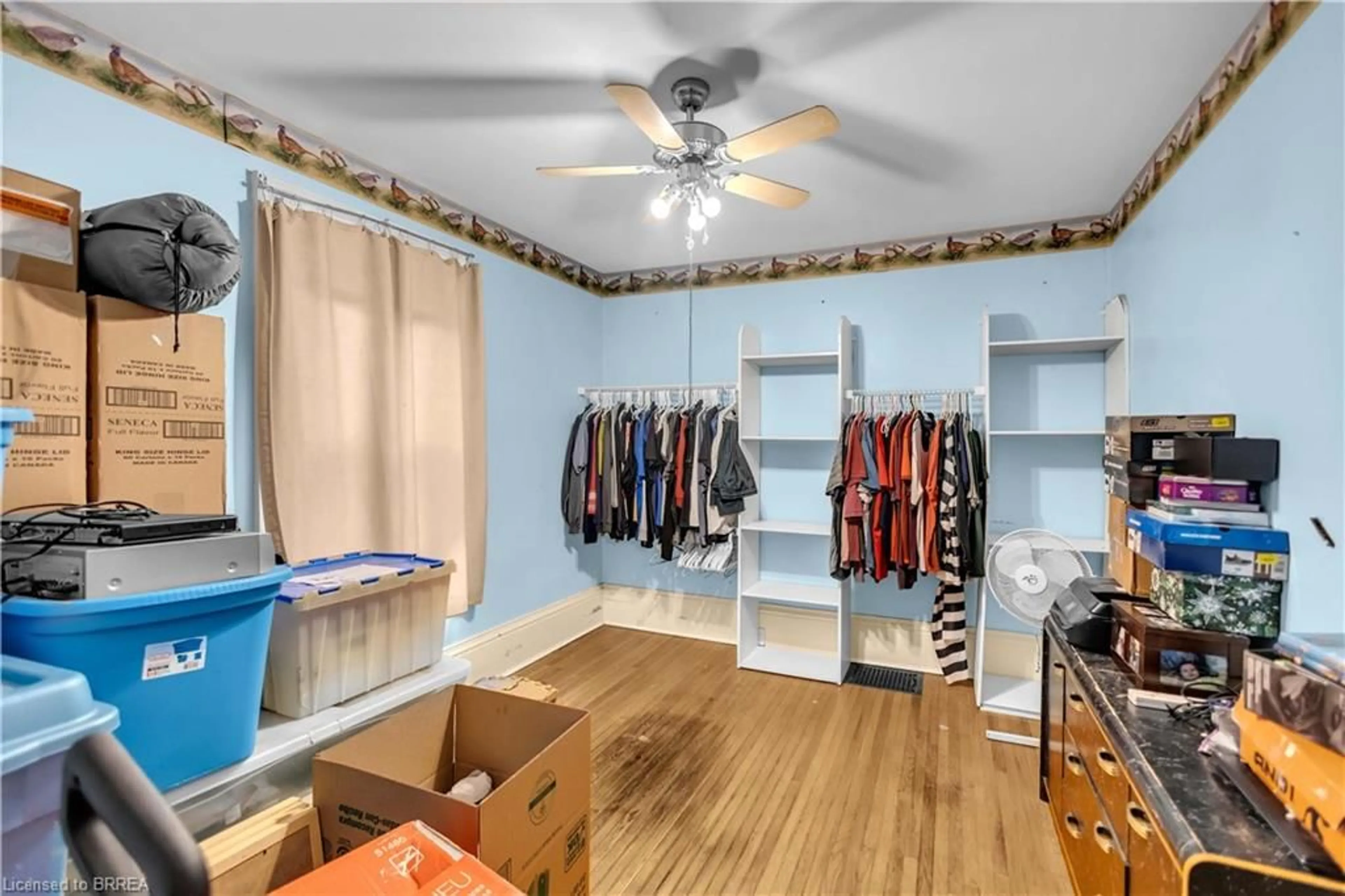 Storage room or clothes room or walk-in closet for 35 James Ave, Brantford Ontario N3S 6Y2