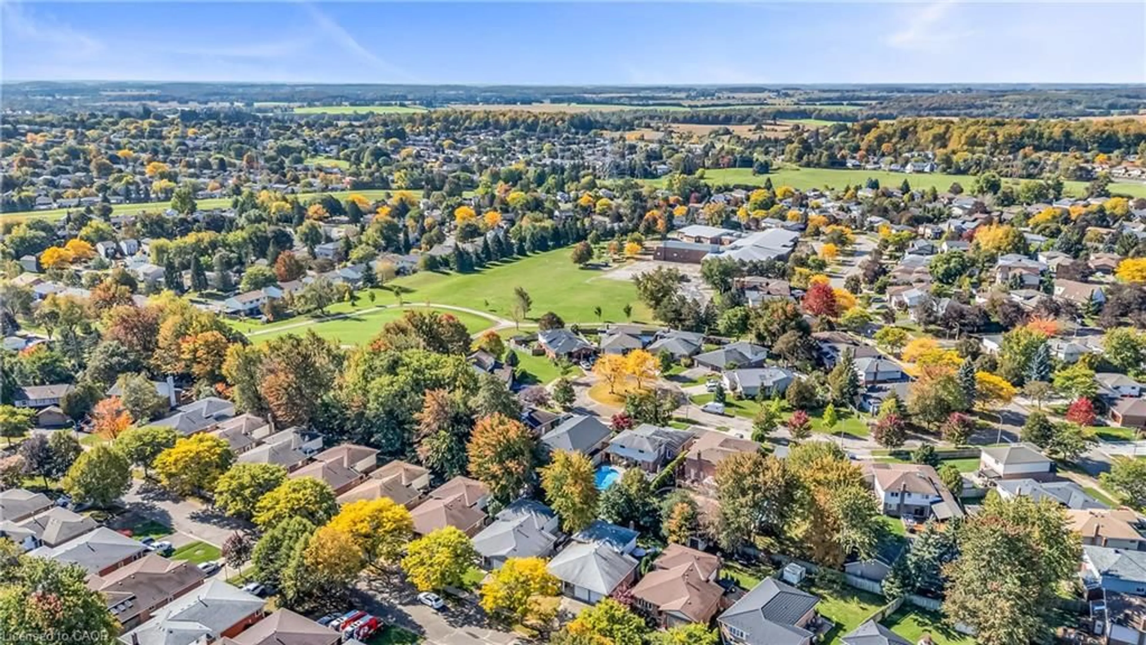 A pic from outside/outdoor area/front of a property/back of a property/a pic from drone, unknown for 103 Westview Cres, Kitchener Ontario N2N 2X8