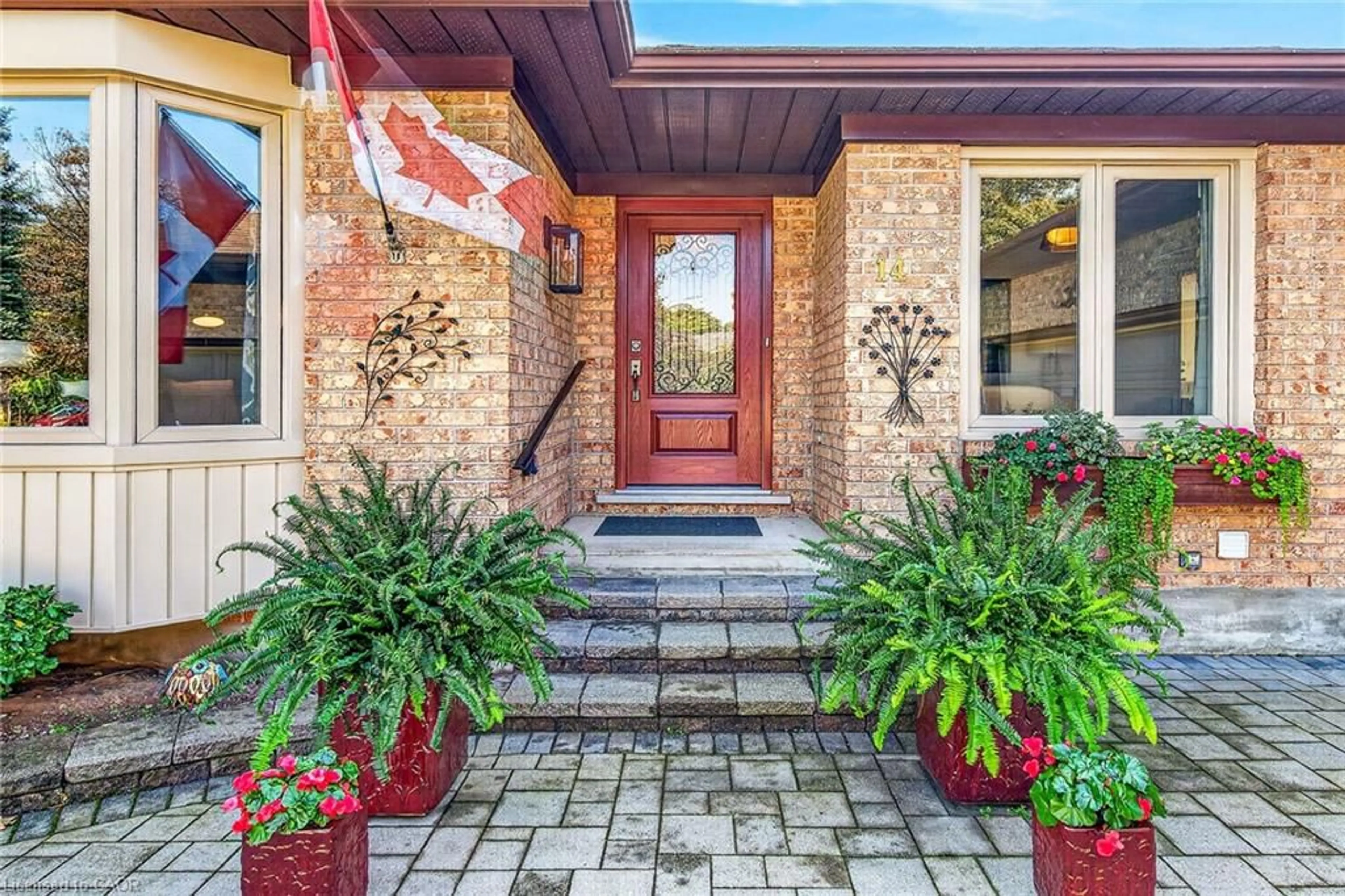 Home with brick exterior material, street for 14 Steflar St, Fonthill Ontario L3E 0L5
