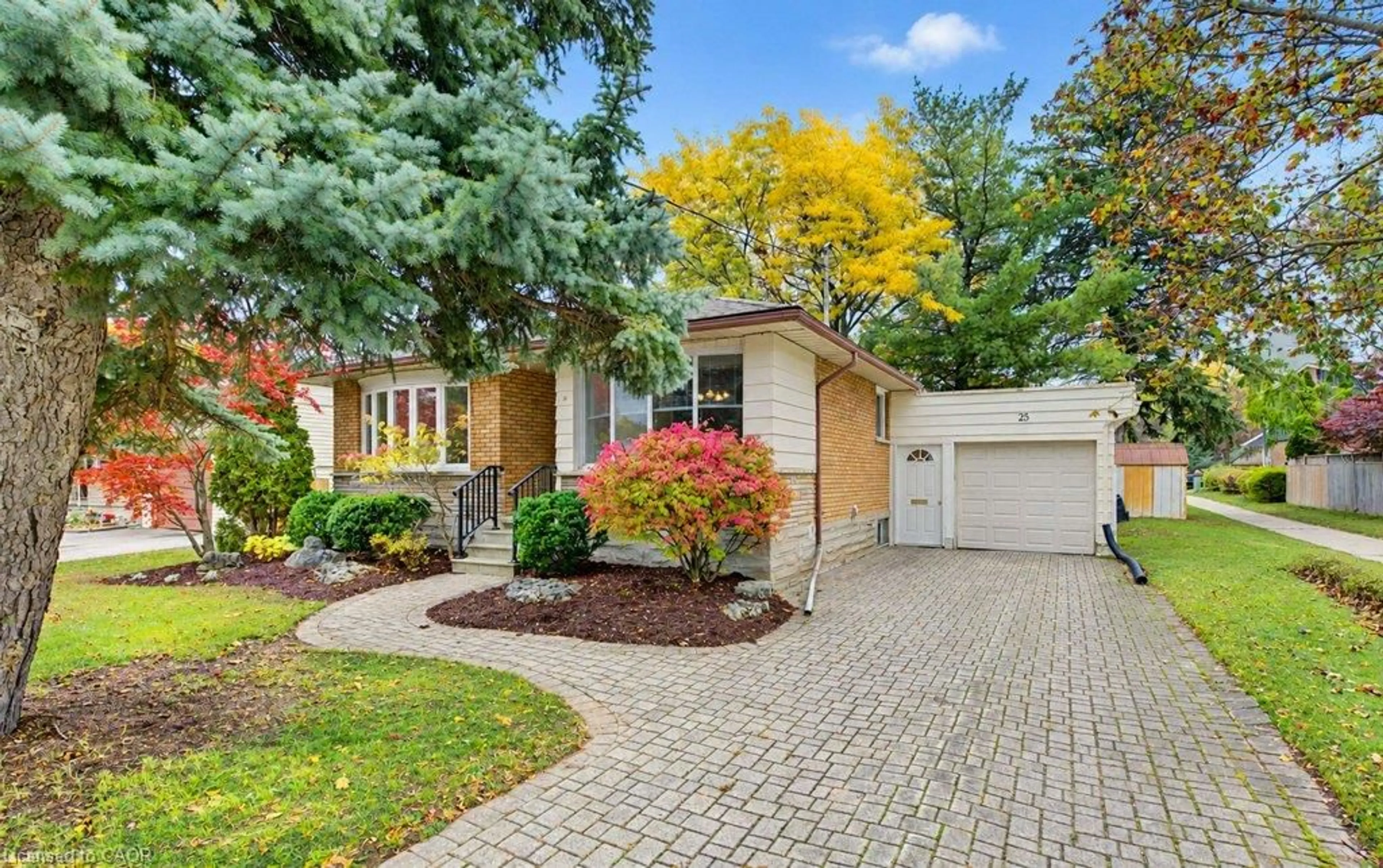 Home with brick exterior material, street for 25 Applewood Ave, Kitchener Ontario N2B 1V9