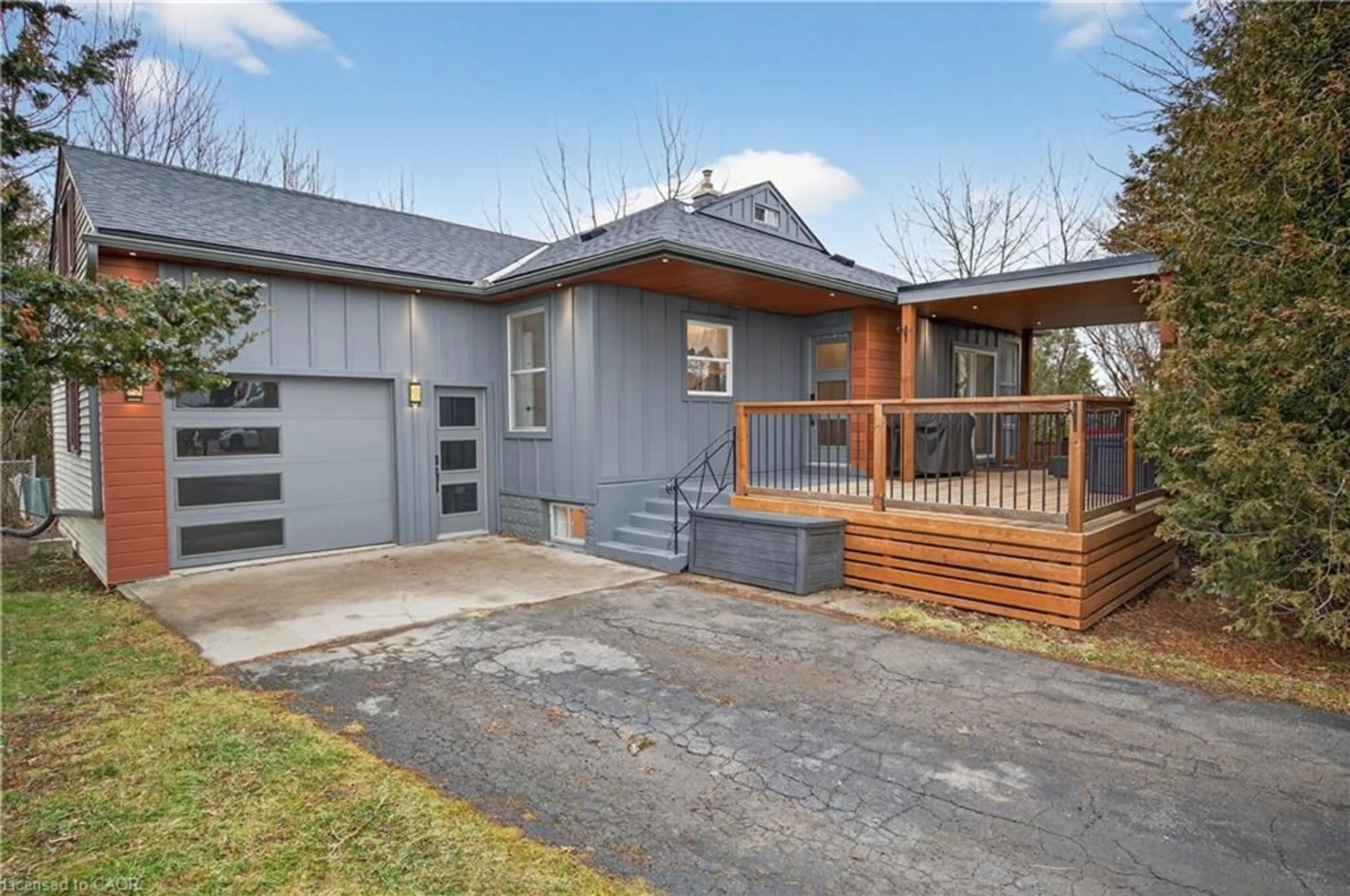 Unknown for 486 East 38th St, Hamilton Ontario L8V 4G8