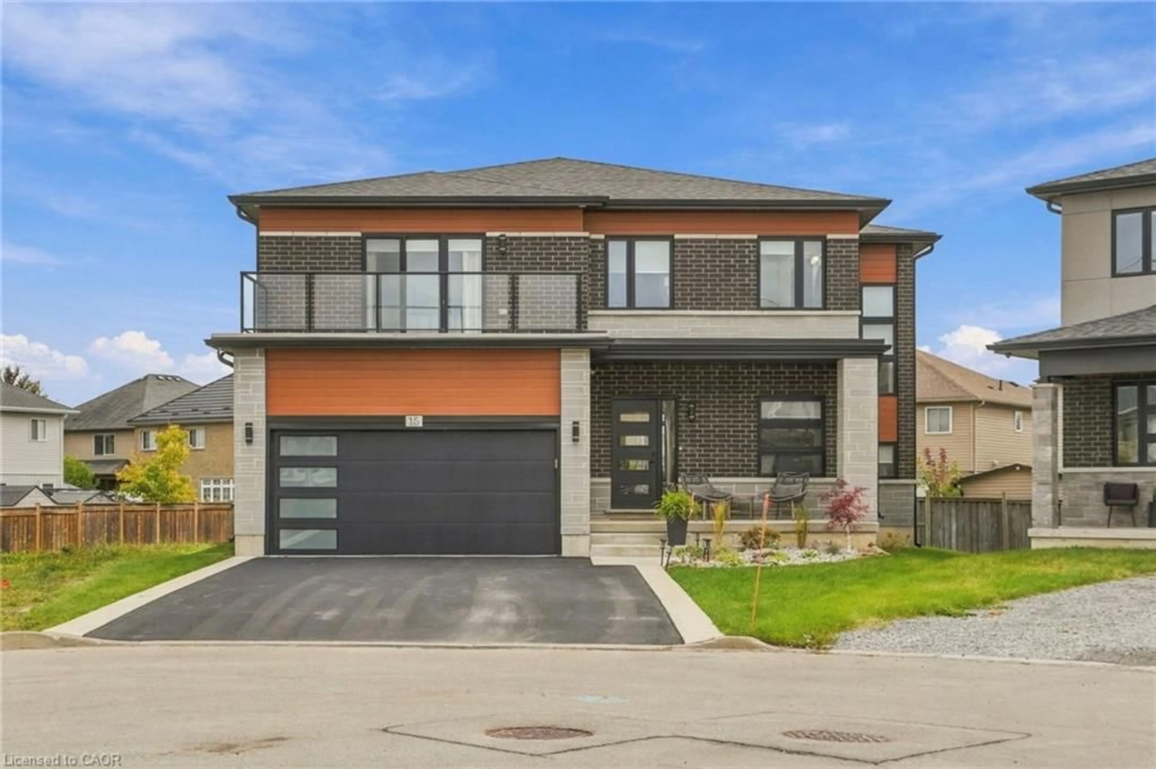 Home with brick exterior material, street for 15 Saint Anthony Pl, Hamilton Ontario L9C 0E4