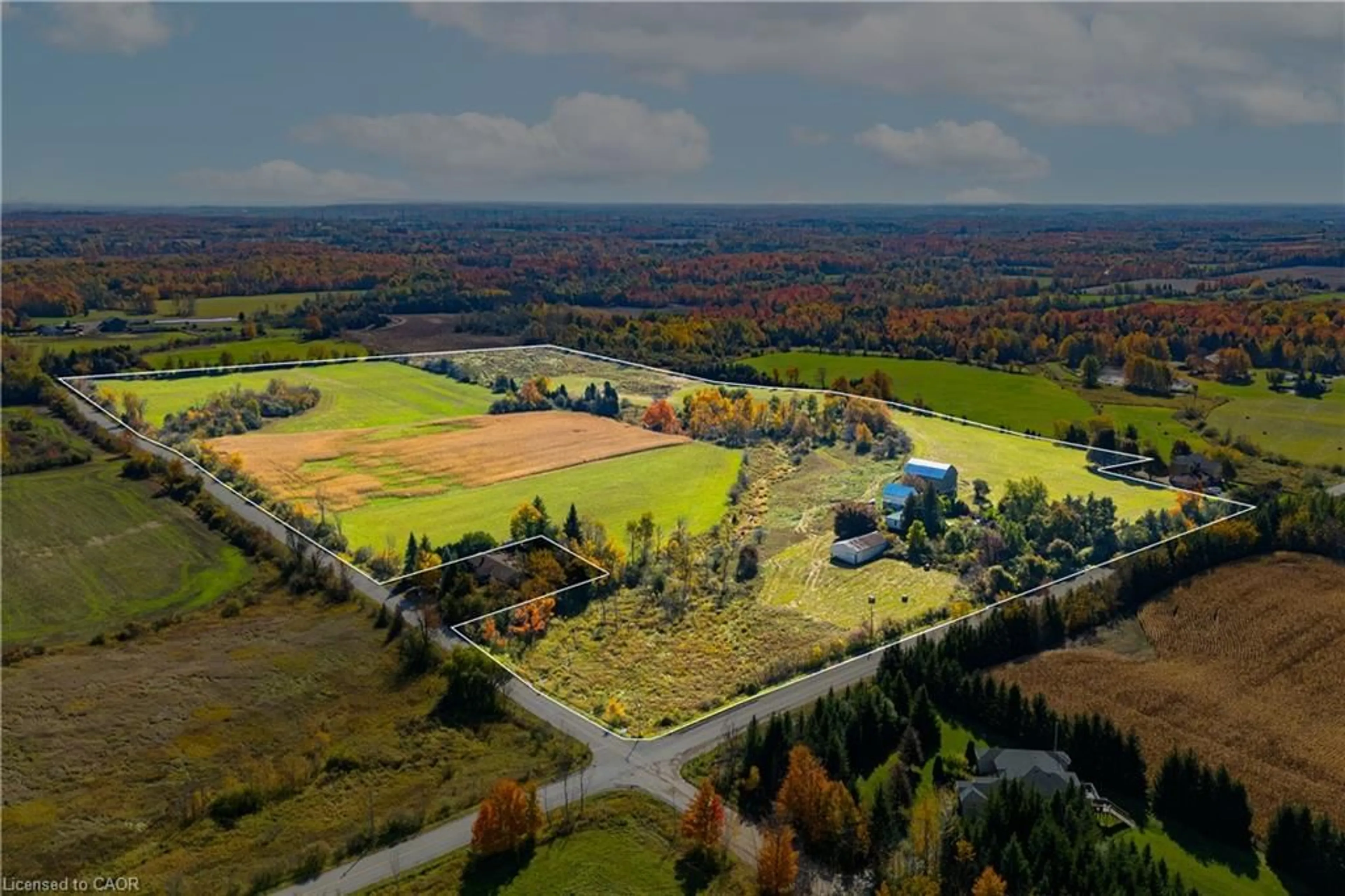 A pic from outside/outdoor area/front of a property/back of a property/a pic from drone, forest/trees view for 11858 32nd Side Road, Halton Hills Ontario L7J 2L7