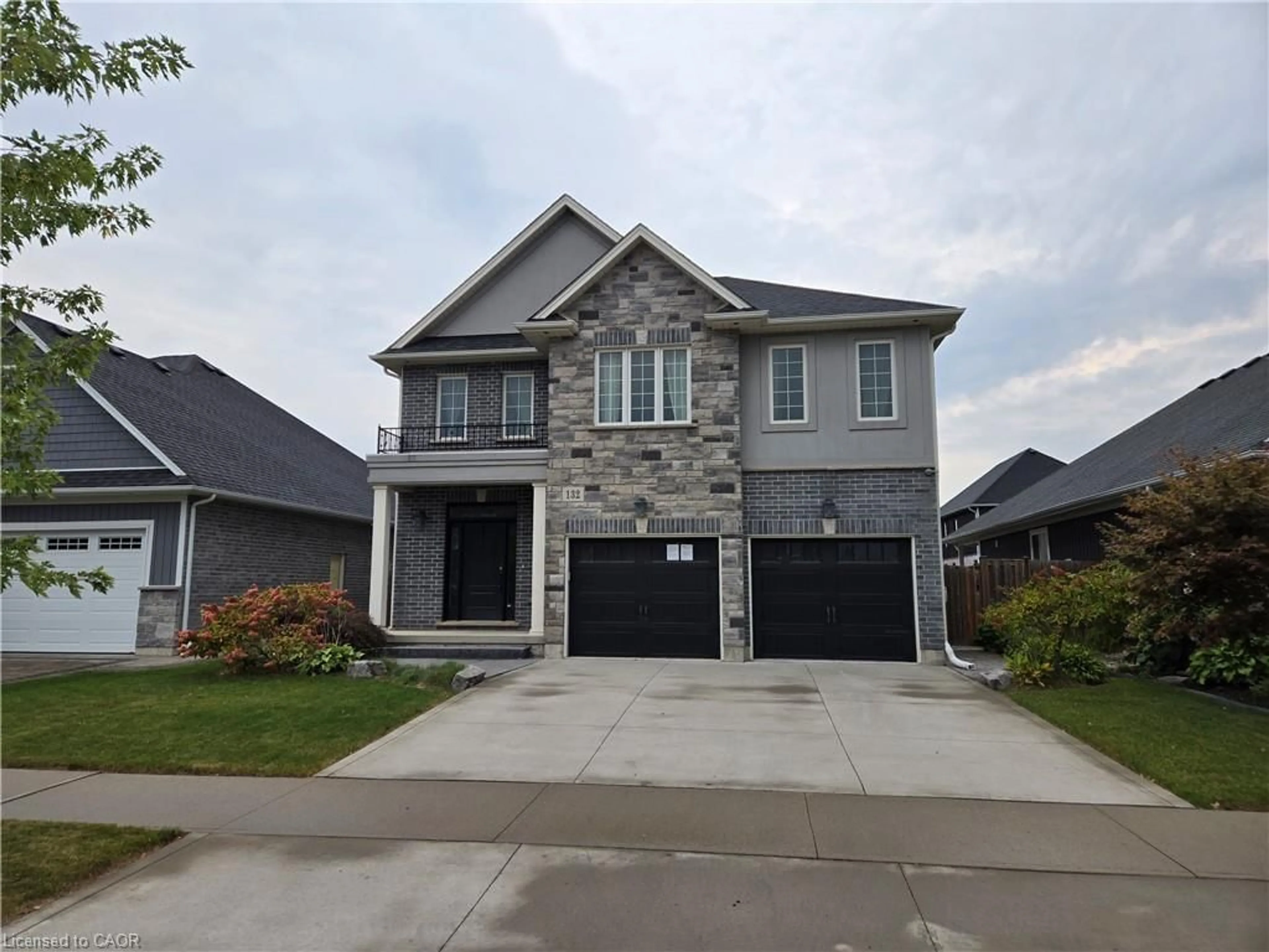 Home with brick exterior material, street for 132 Lametti Dr, Fonthill Ontario L0S 1E6