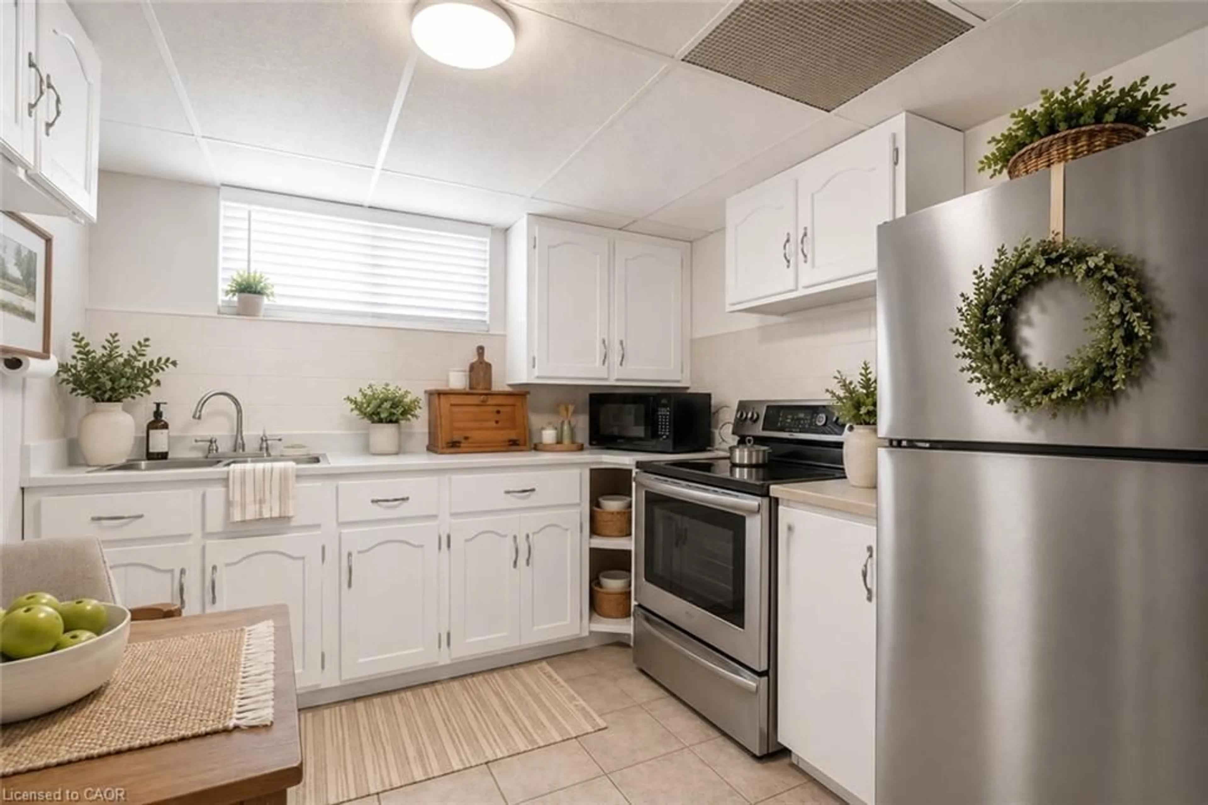 Standard kitchen, unknown for 374 Upper Wentworth St, Hamilton Ontario L9A 4T5