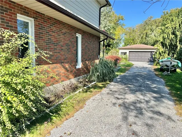 11 Reserve St, Turkey Point 3