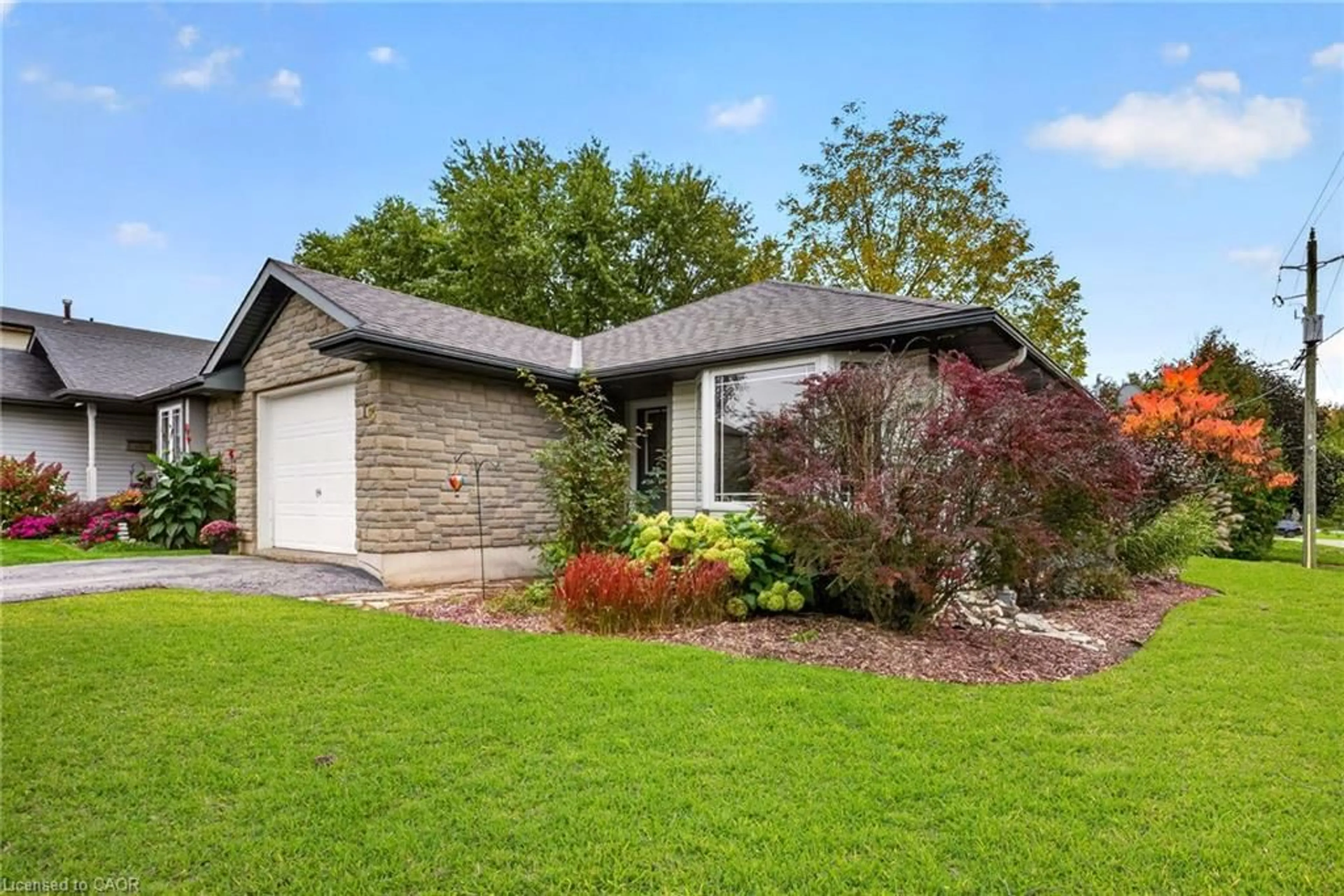 Unknown for 13 Barton St, Cayuga Ontario N0A 1E0