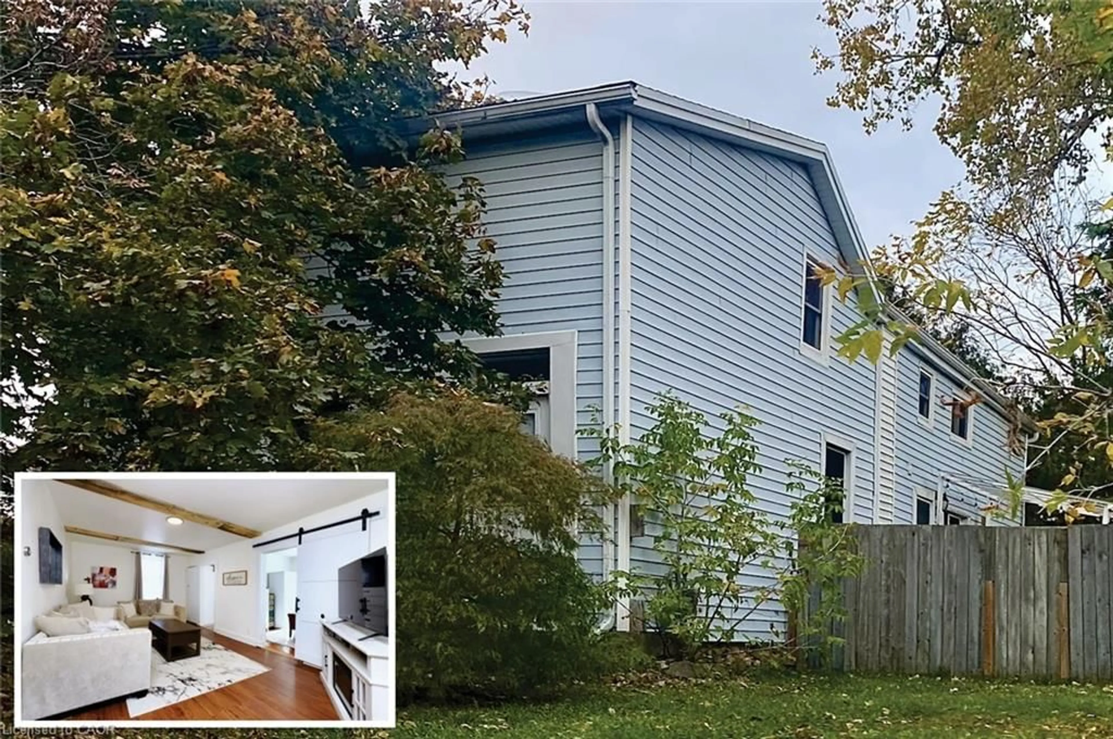 Home with vinyl exterior material, street for 1 John Ave, Paris Ontario N3L 2S8