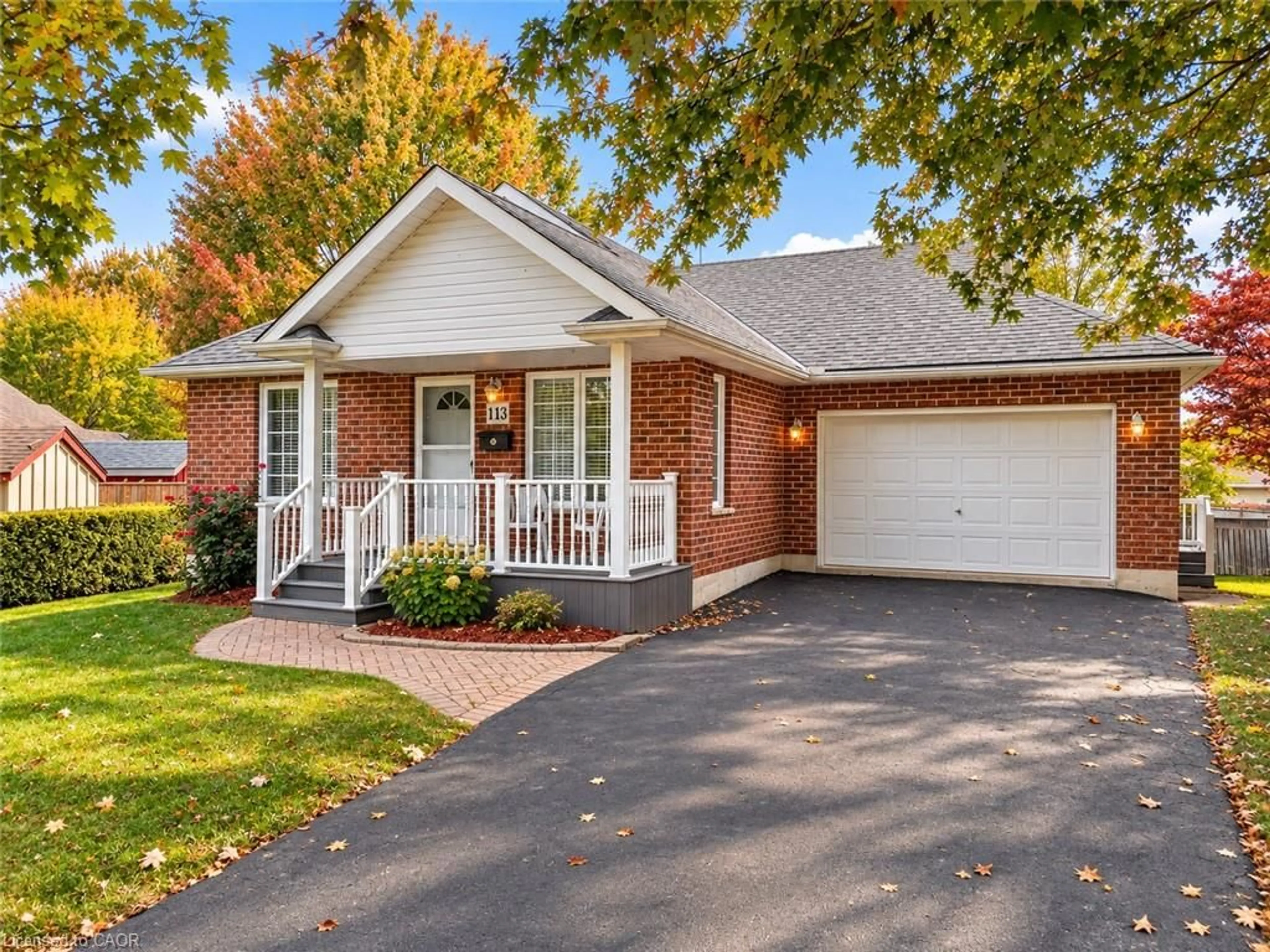 Home with brick exterior material, street for 113 Briar Glen Crt, Dunnville Ontario N1A 3H3