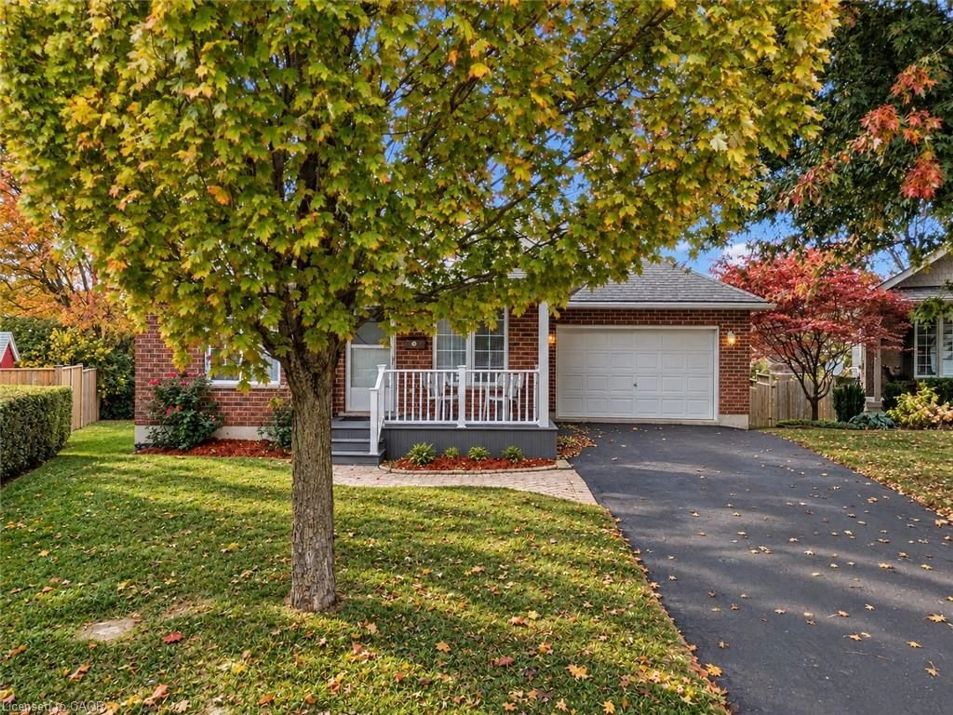 Home with brick exterior material, street for 113 Briar Glen Crt, Dunnville Ontario N1A 3H3