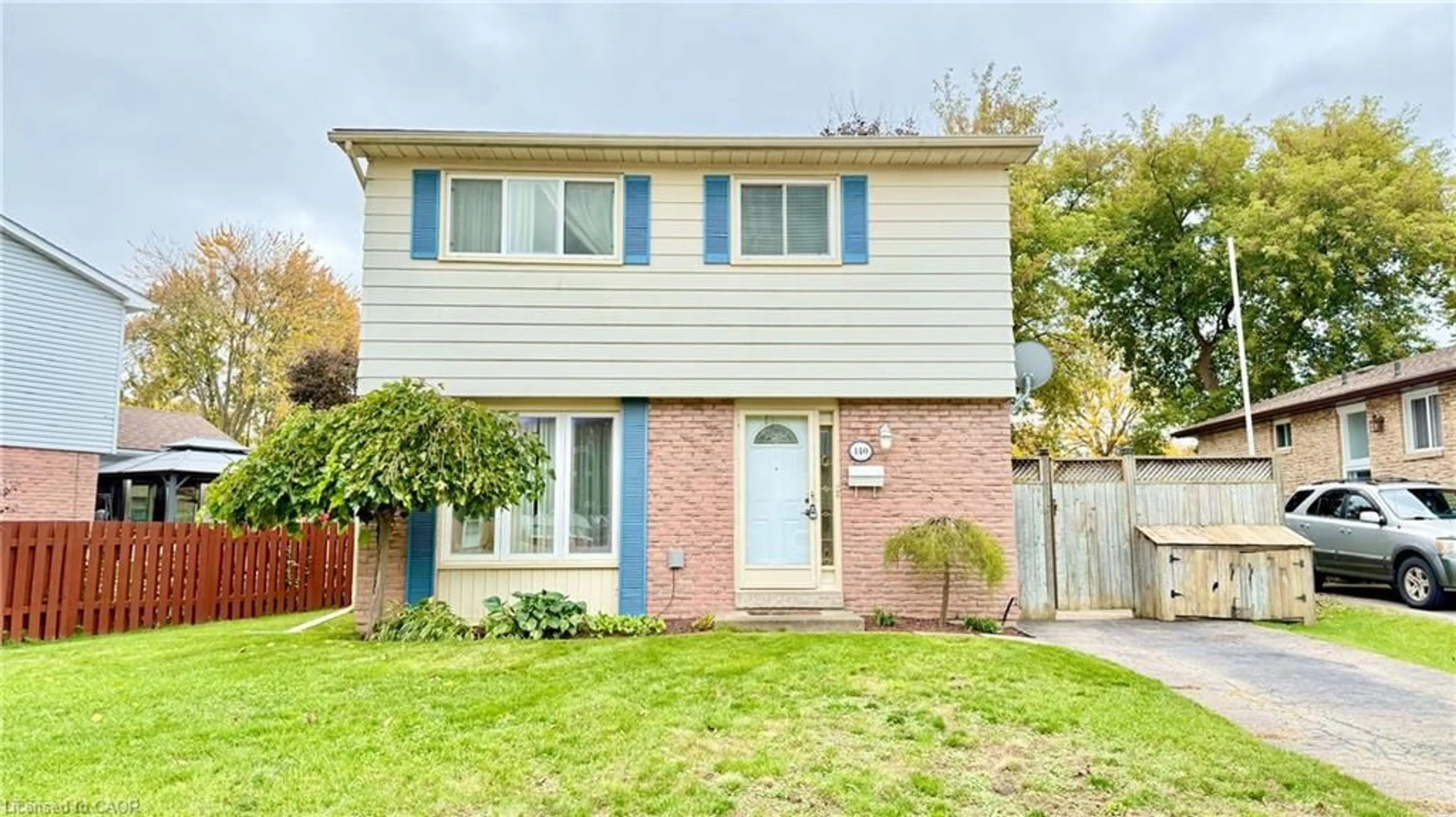 Home with brick exterior material, street for 140 Woodlawn Ave, Brantford Ontario N3R 6S2