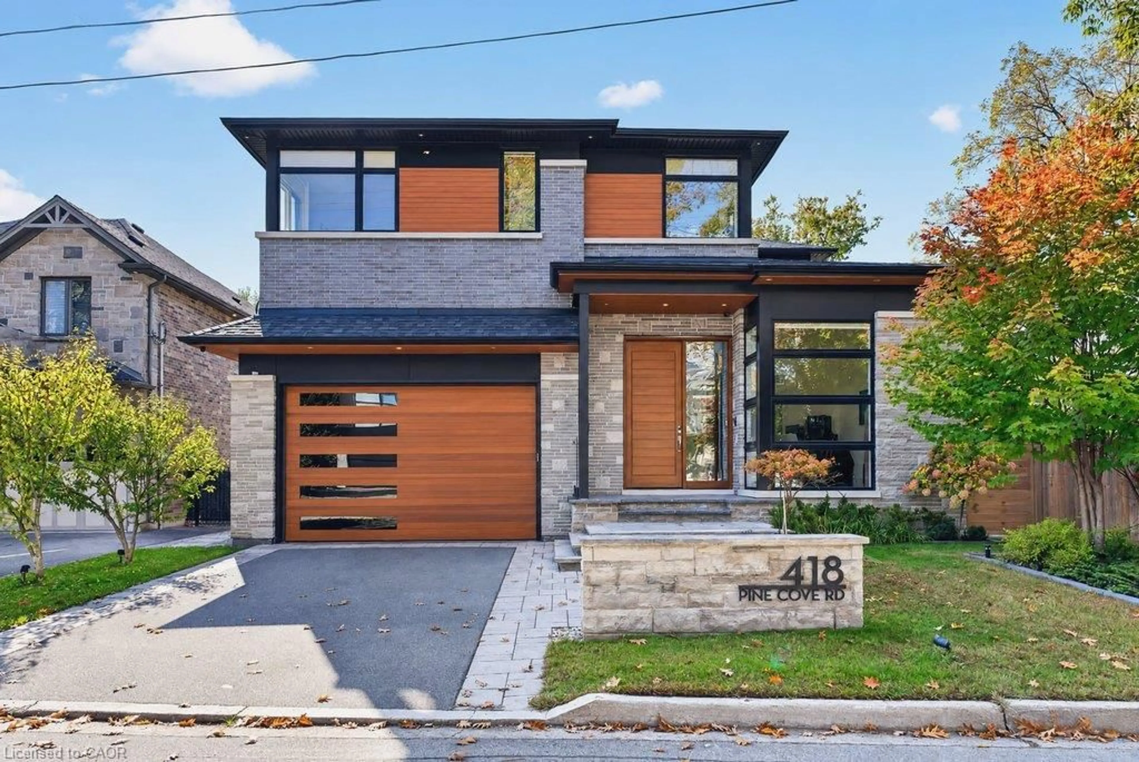 Home with brick exterior material, street for 418 Pine Cove Rd, Burlington Ontario L7N 1W5