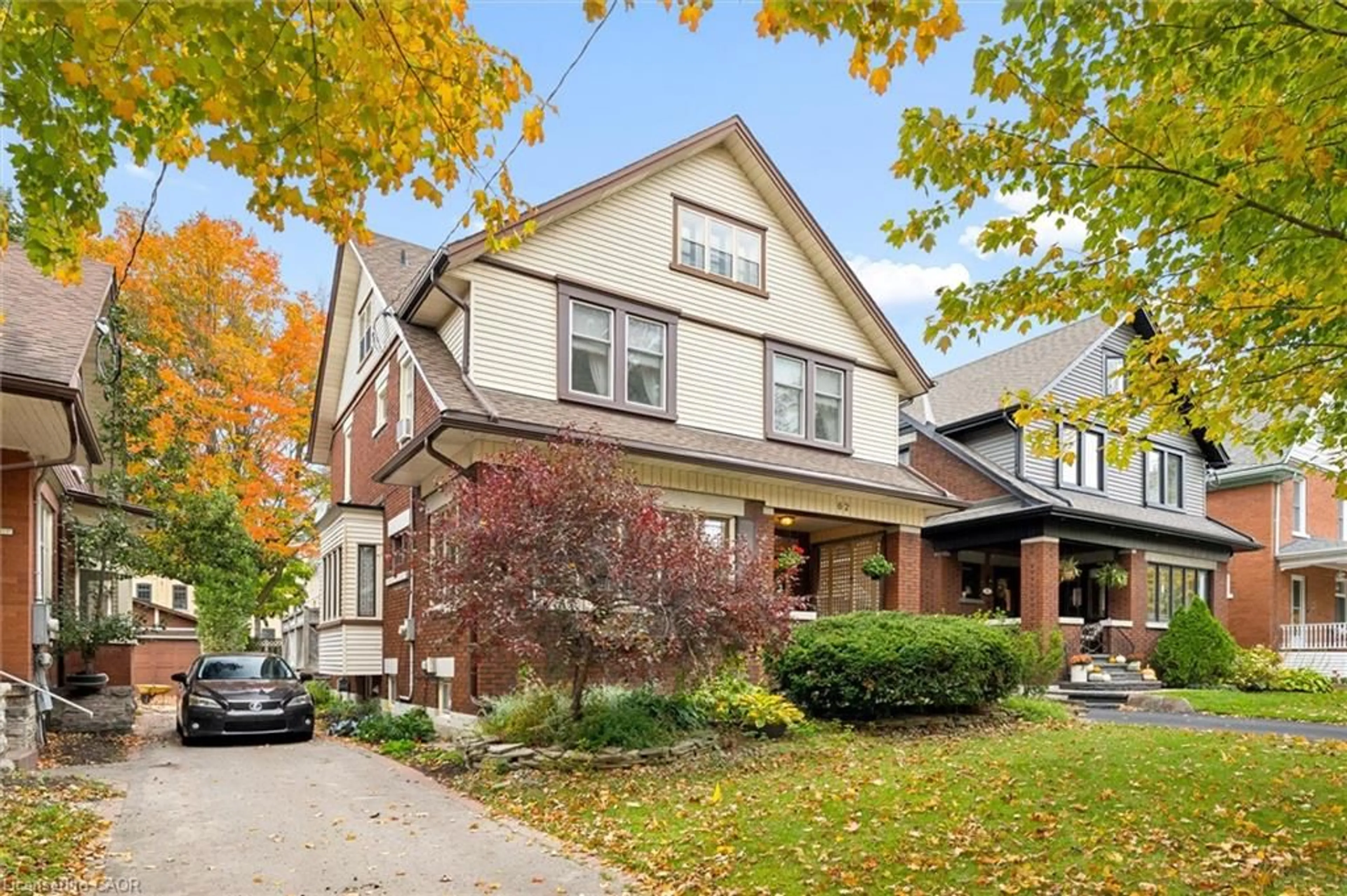 Home with brick exterior material, street for 62 Heins Ave, Kitchener Ontario N2G 1Z8