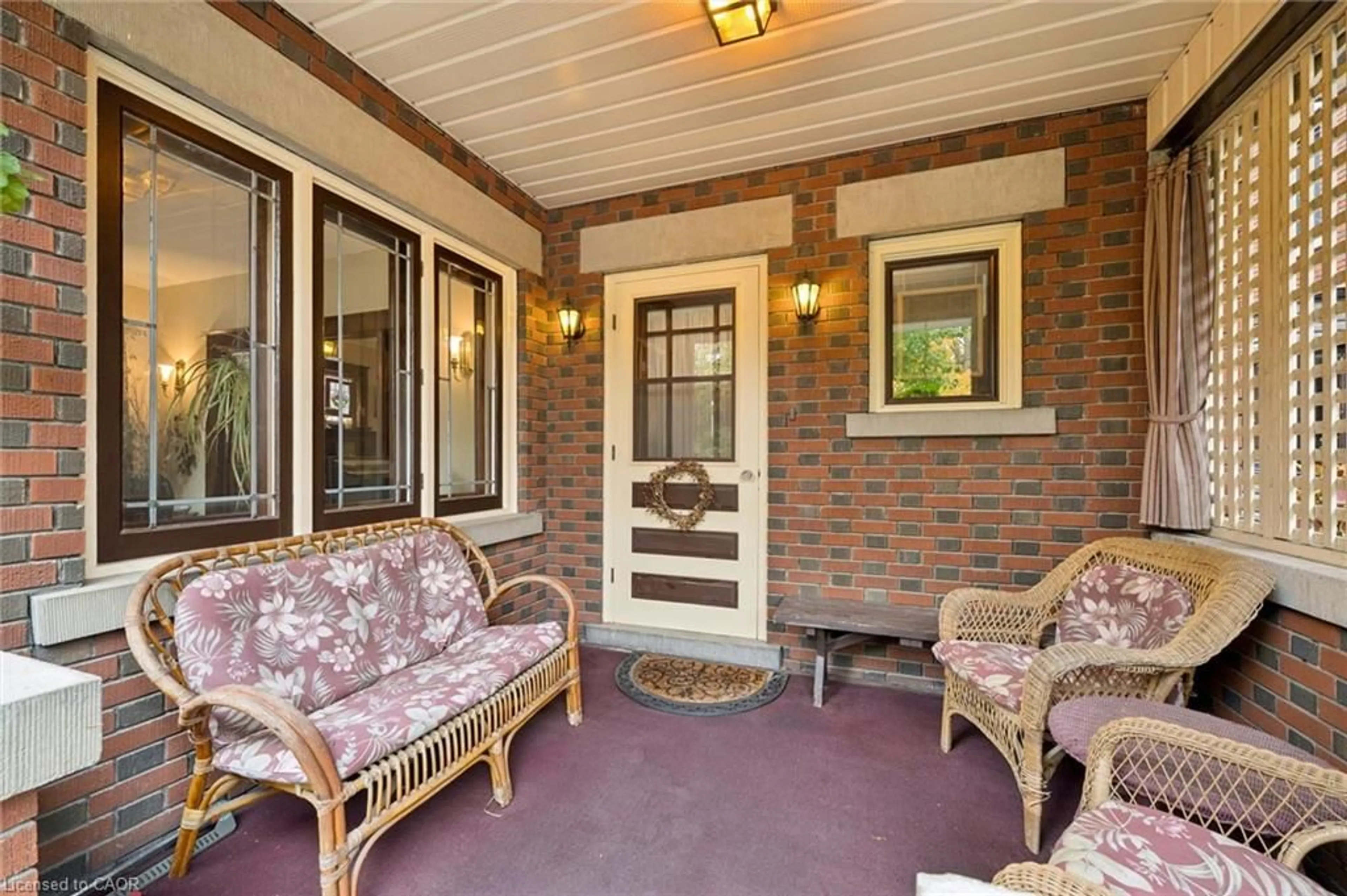 Patio, street for 62 Heins Ave, Kitchener Ontario N2G 1Z8