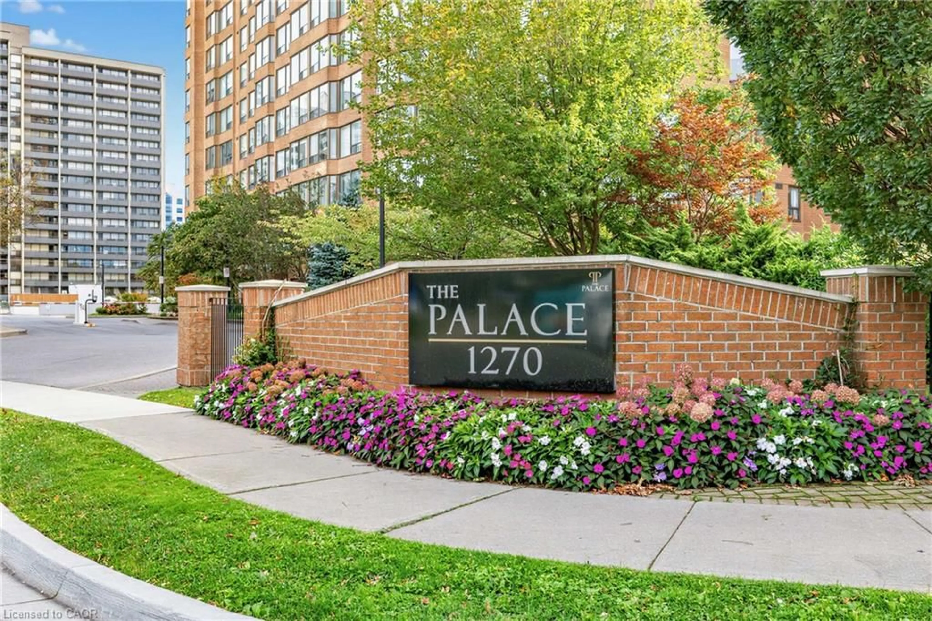 Patio, unknown for 1270 Maple Crossing Blvd #1705, Burlington Ontario L7S 2J3