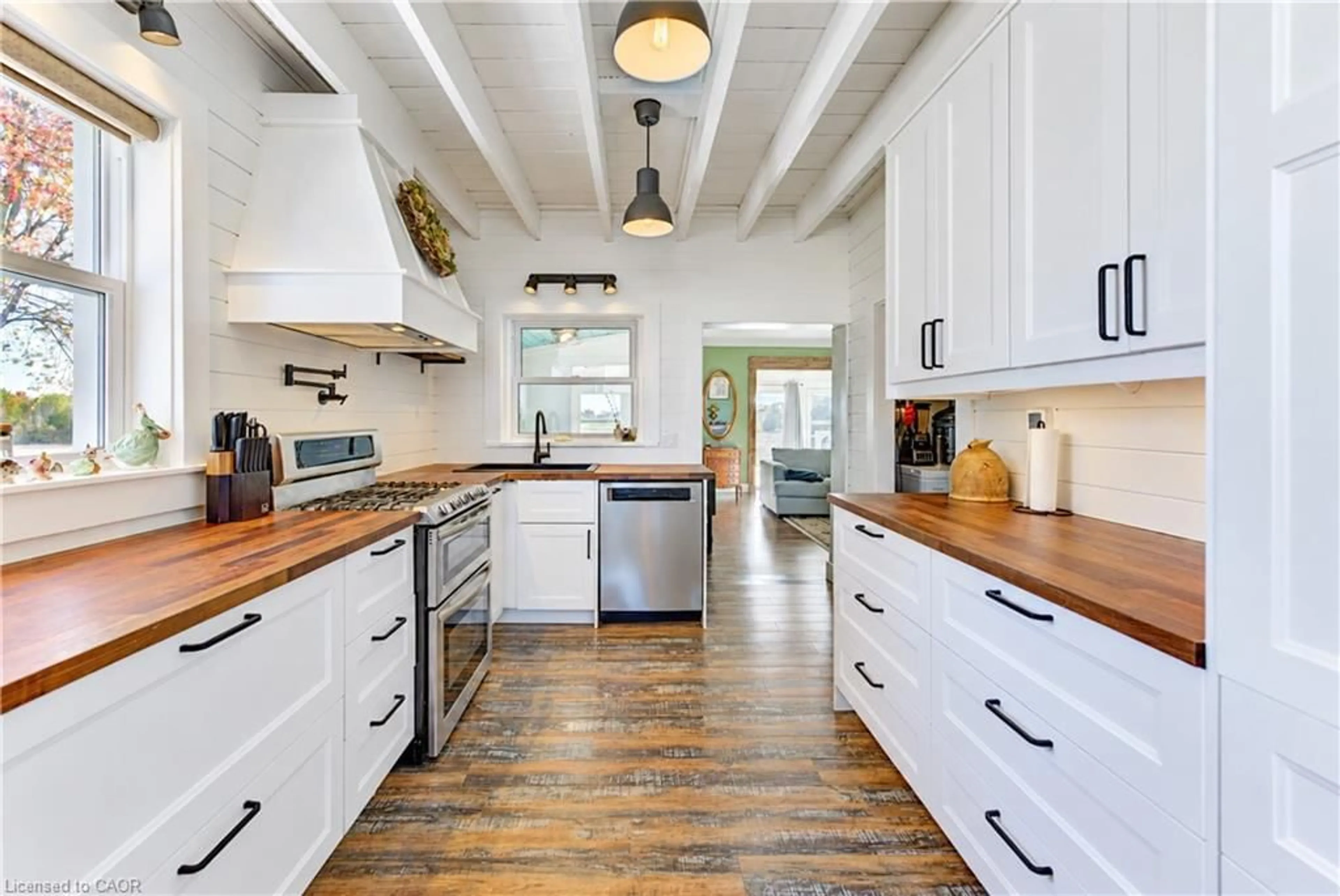 Open concept kitchen, unknown for 8111 Rd 177, Listowel Ontario N4W 3G6