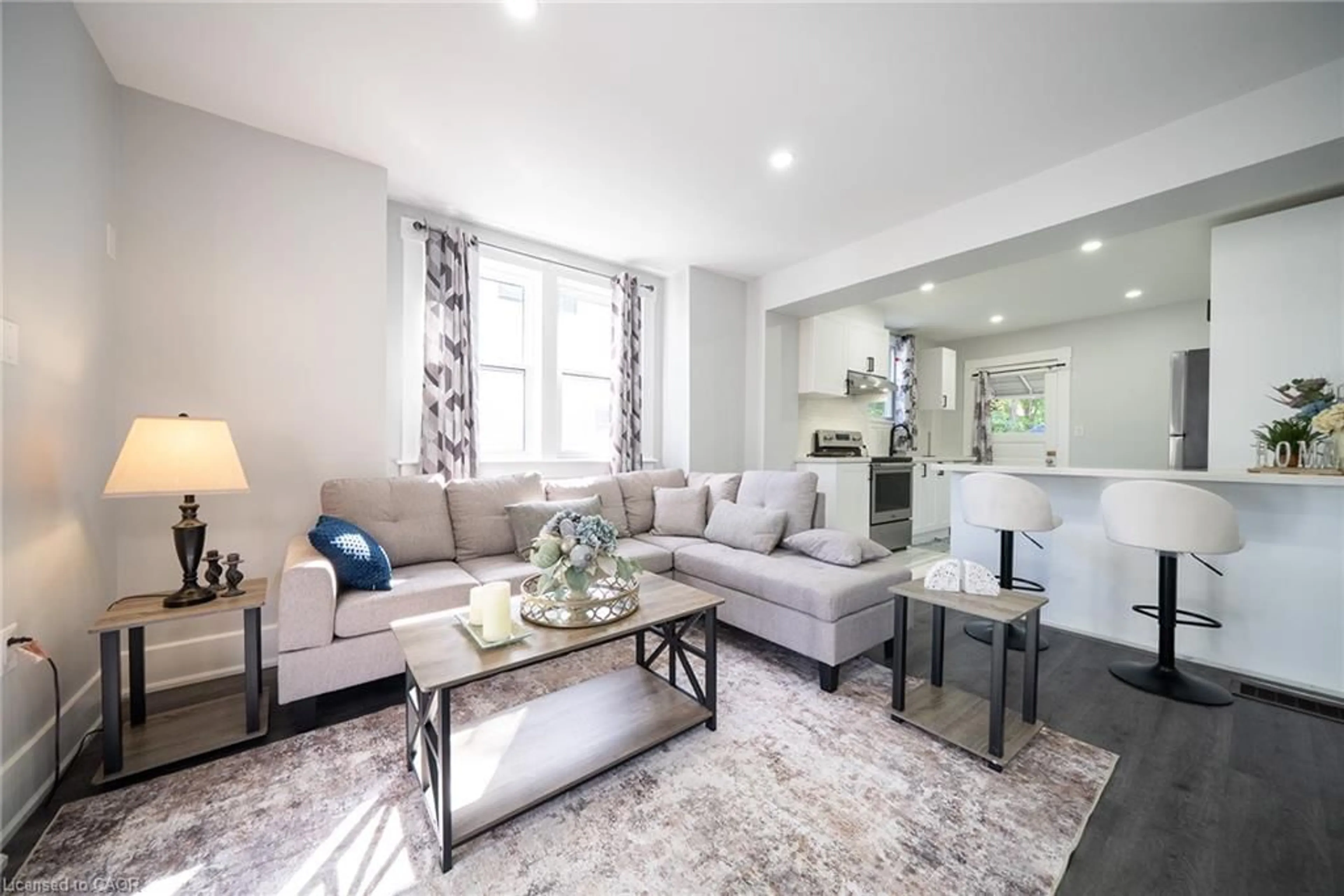 Living room with furniture, unknown for 94 Brook St, Simcoe Ontario N3Y 3G5