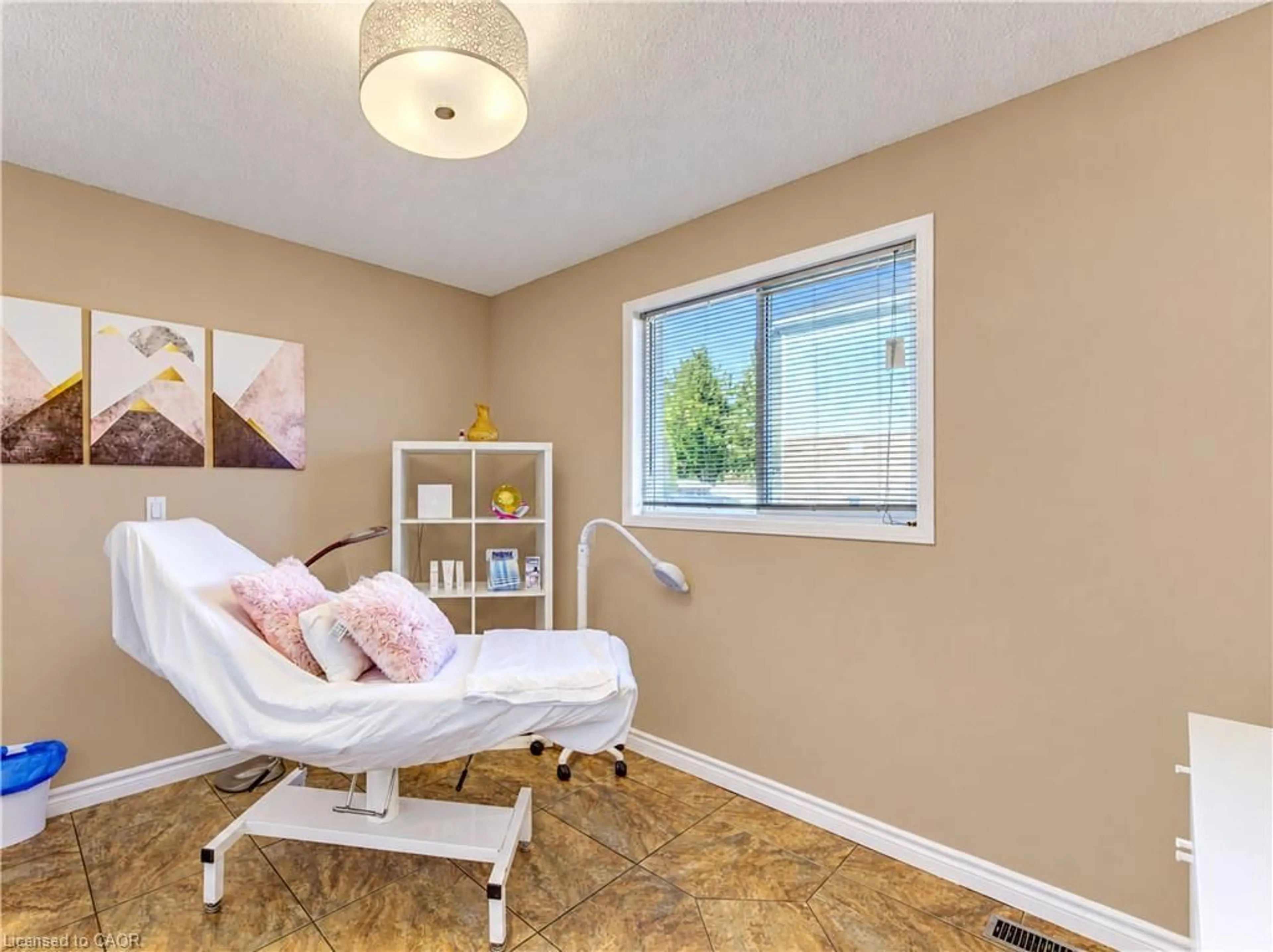 A pic of a room for 1 Broom St, Ayr Ontario N0B 1E0