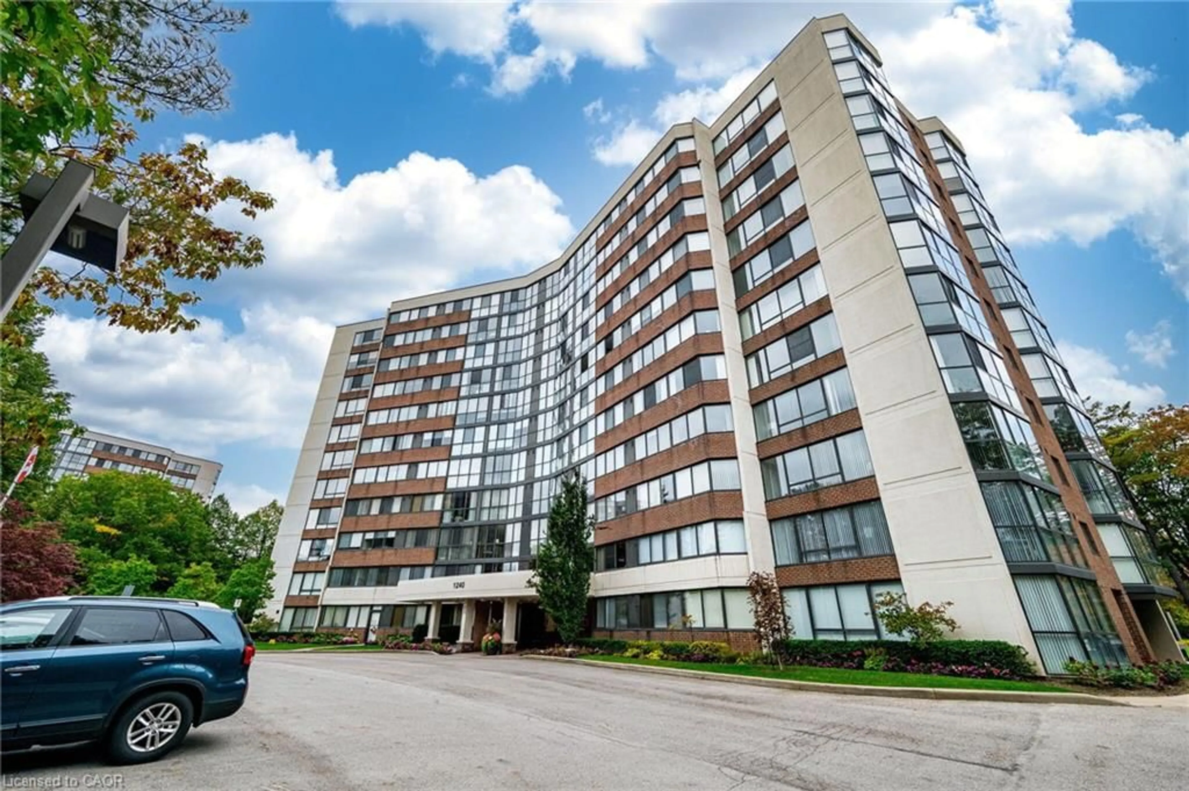 Unknown for 1240 Marlborough Crt #710, Oakville Ontario L6H 3K7