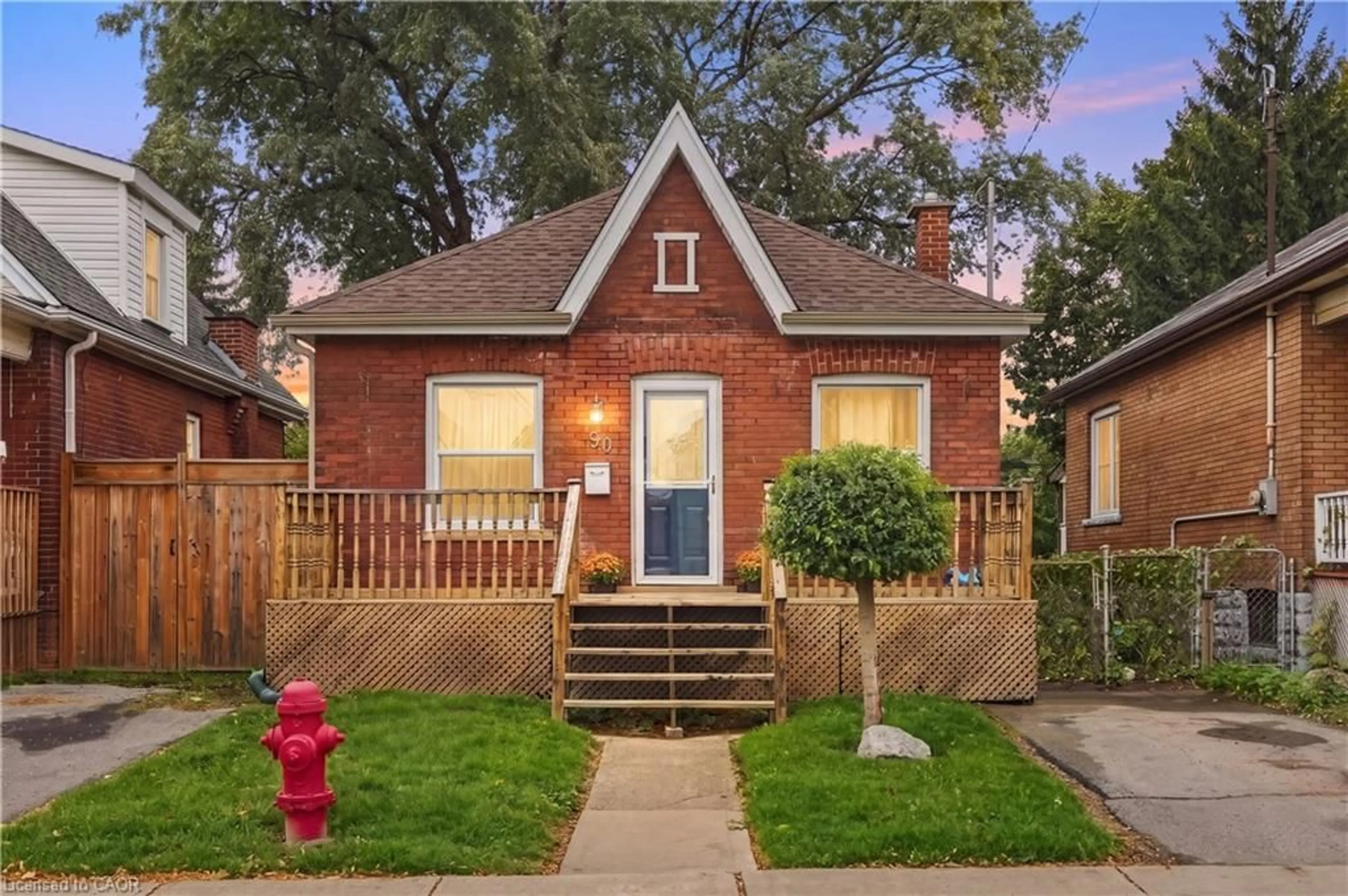 Home with brick exterior material, street for 90 London St, Hamilton Ontario L8H 4B5
