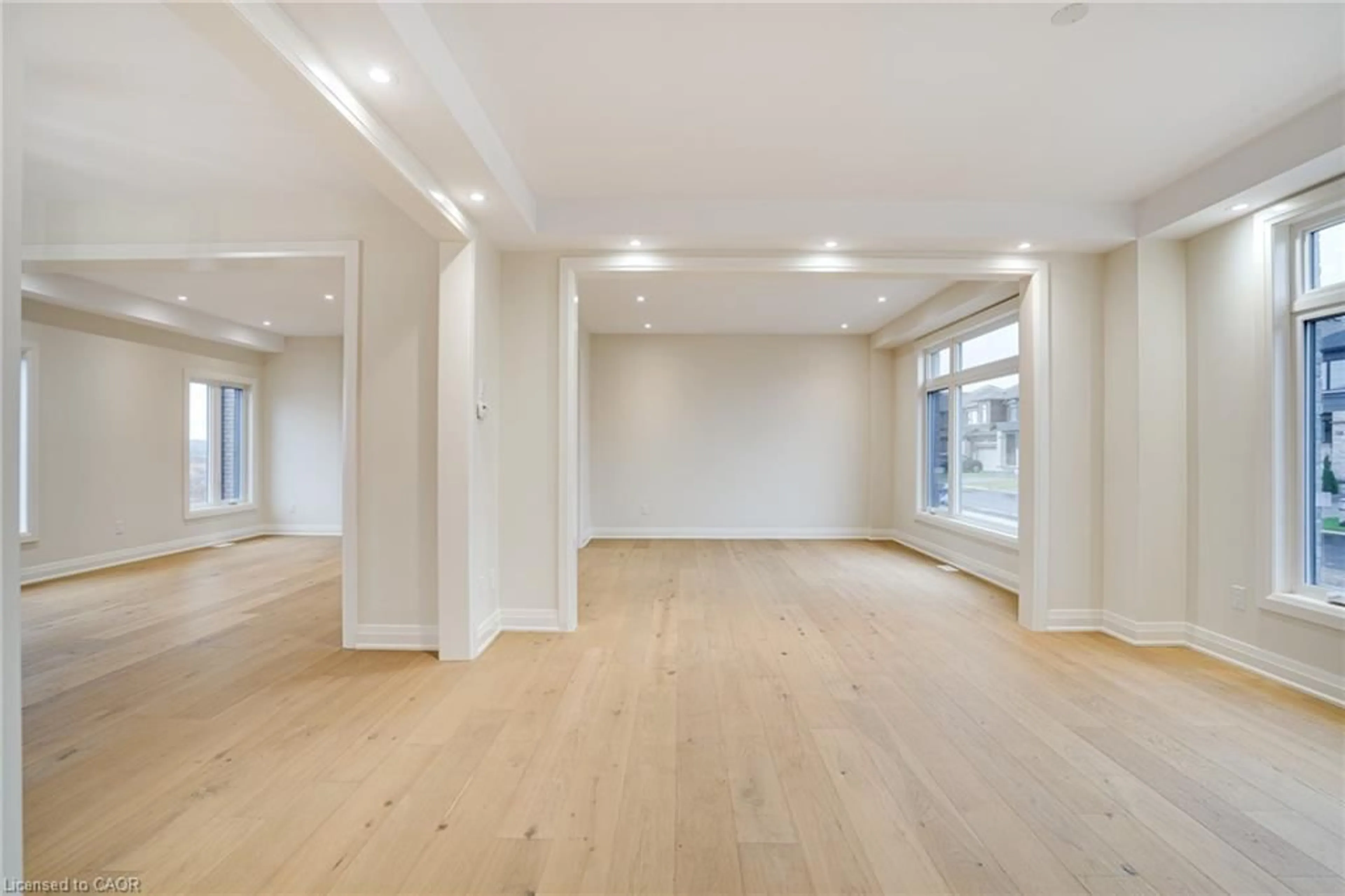 A pic of a room for 239 Midland Pl, Welland Ontario L3B 0H4