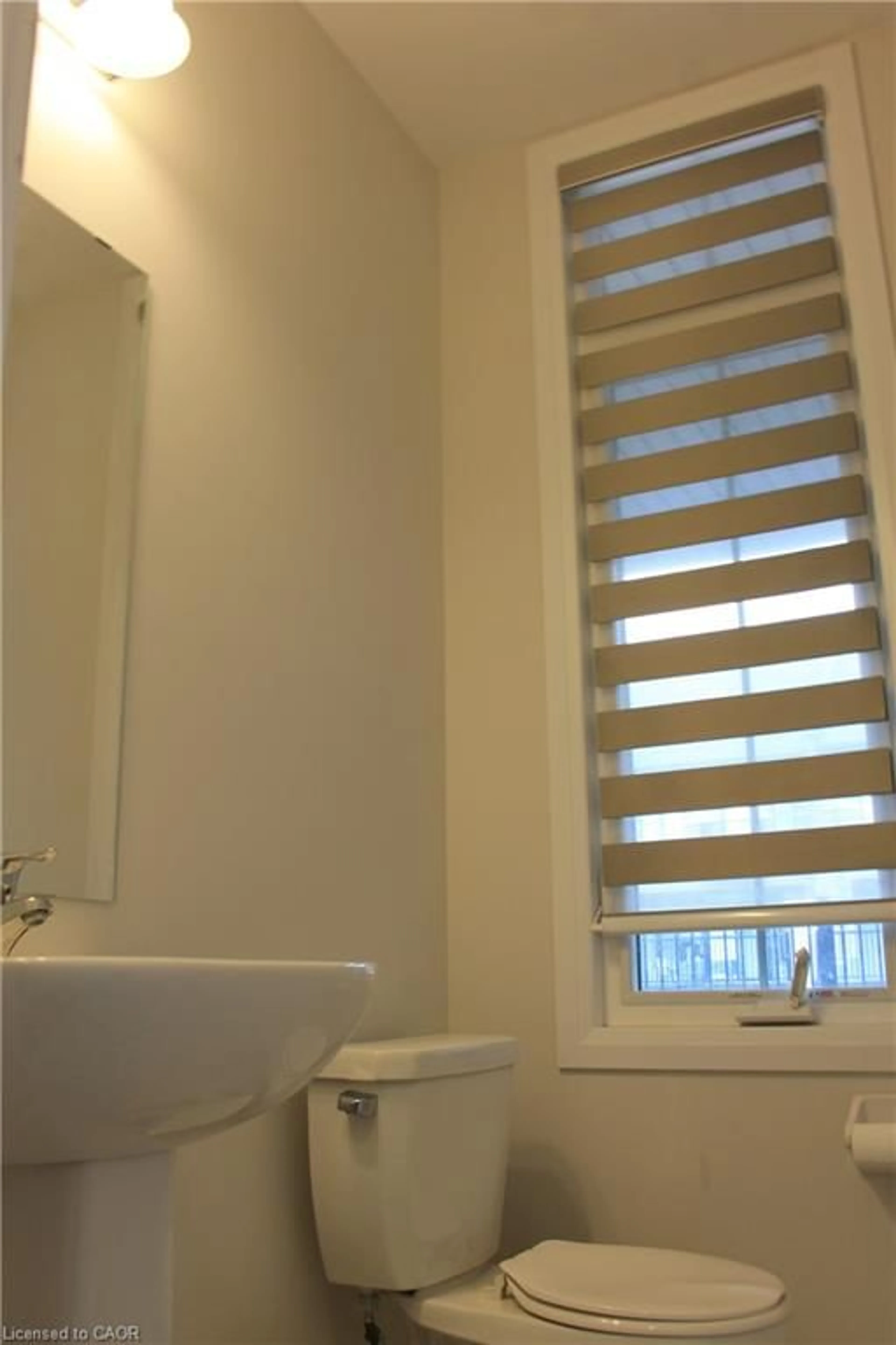A pic of a room for 400 Newman Dr #44, Cambridge Ontario N1S 0E8
