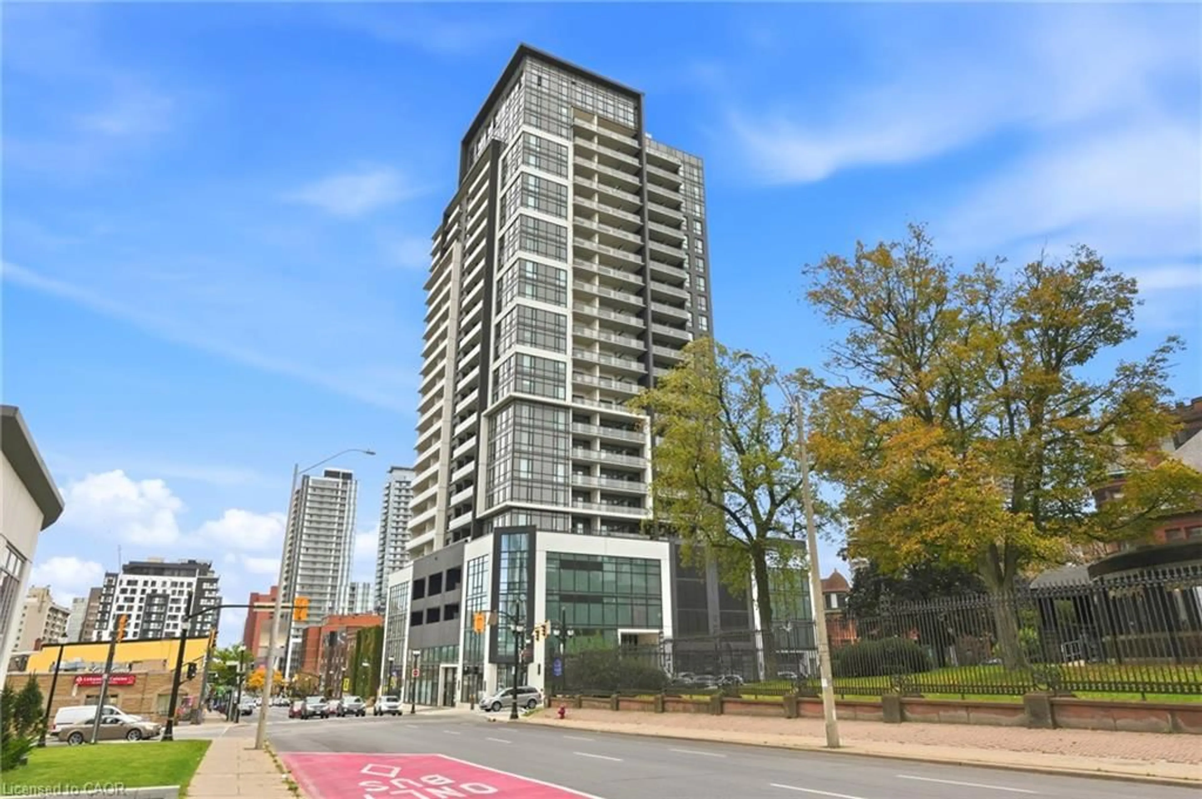 Unknown for 15 Queen St #704, Hamilton Ontario L8P 3R4