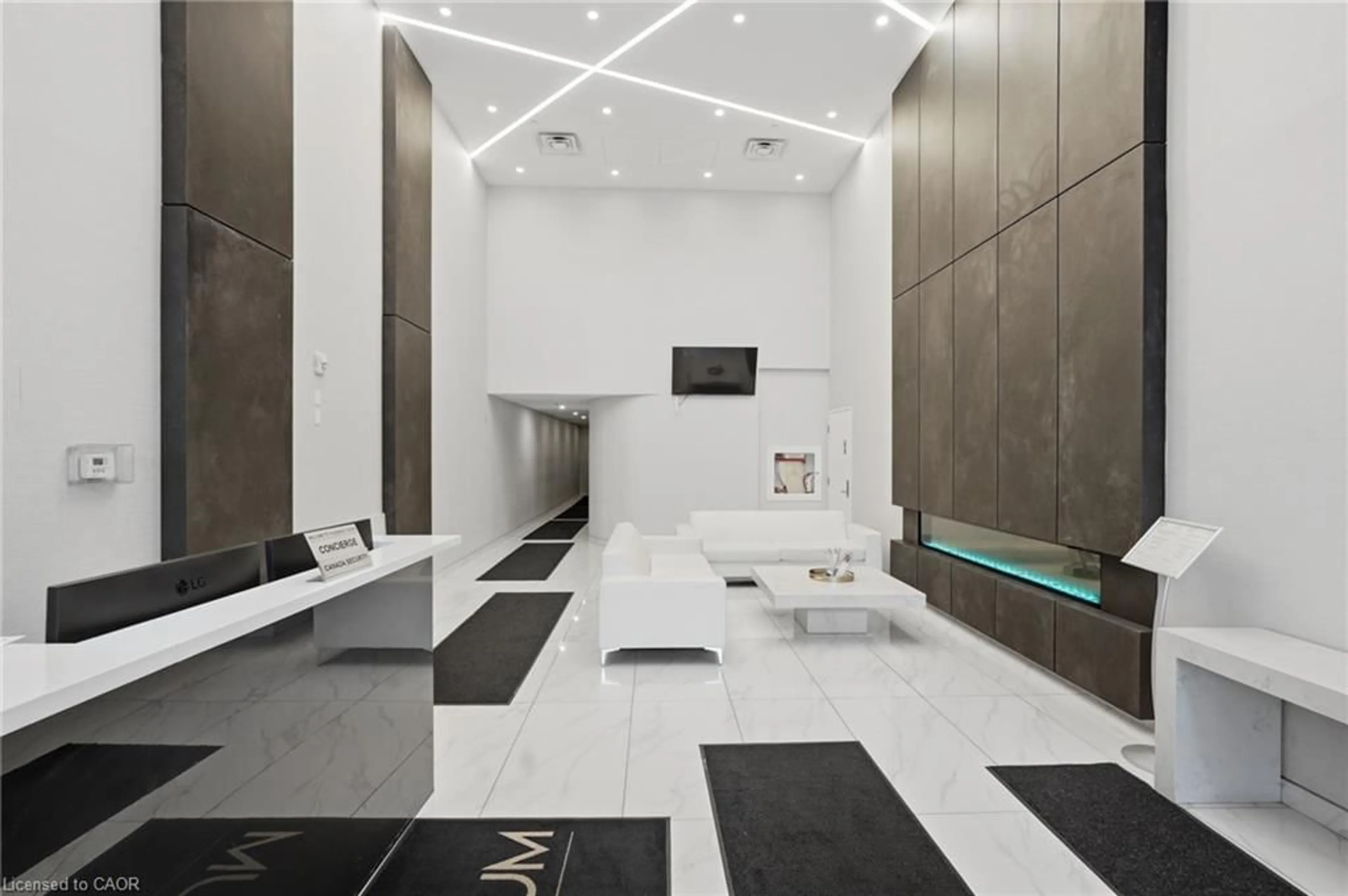 Lobby for 15 Queen St #704, Hamilton Ontario L8P 3R4