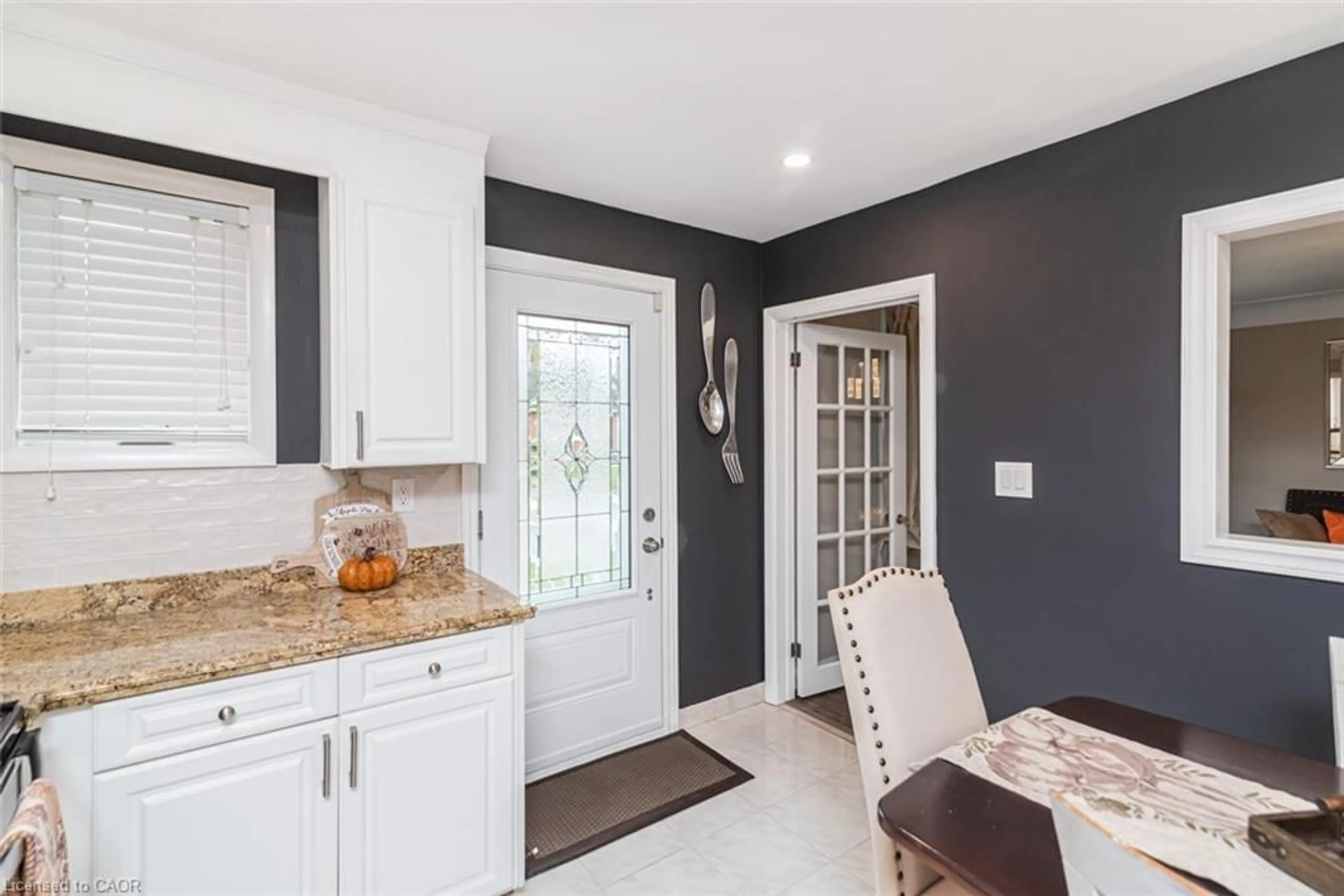 Unknown for 43 Alderney Ave, Hamilton Ontario L9A 2A6