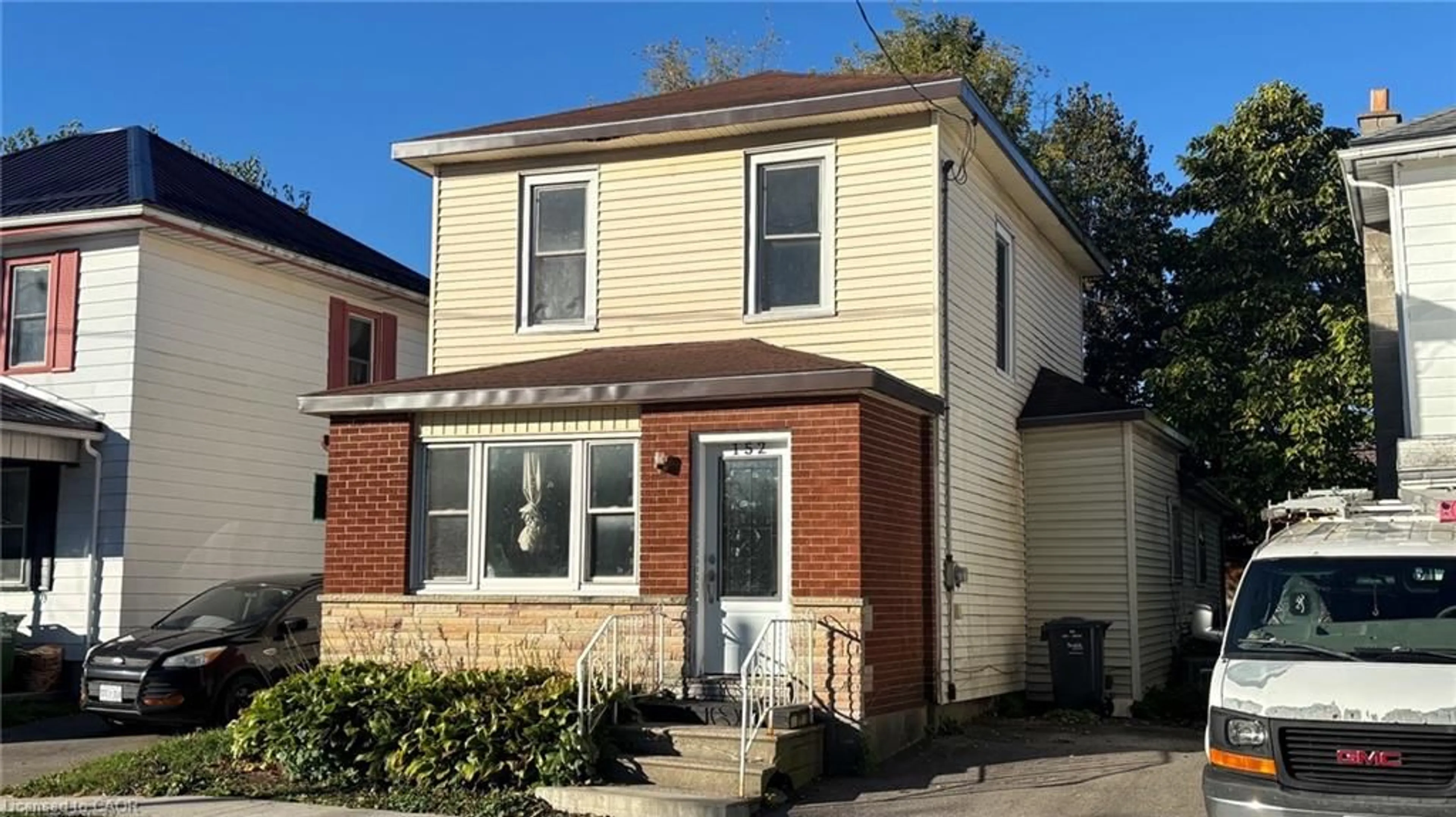 Home with brick exterior material, street for 152 Kent St, Simcoe Ontario N3Y 3S5