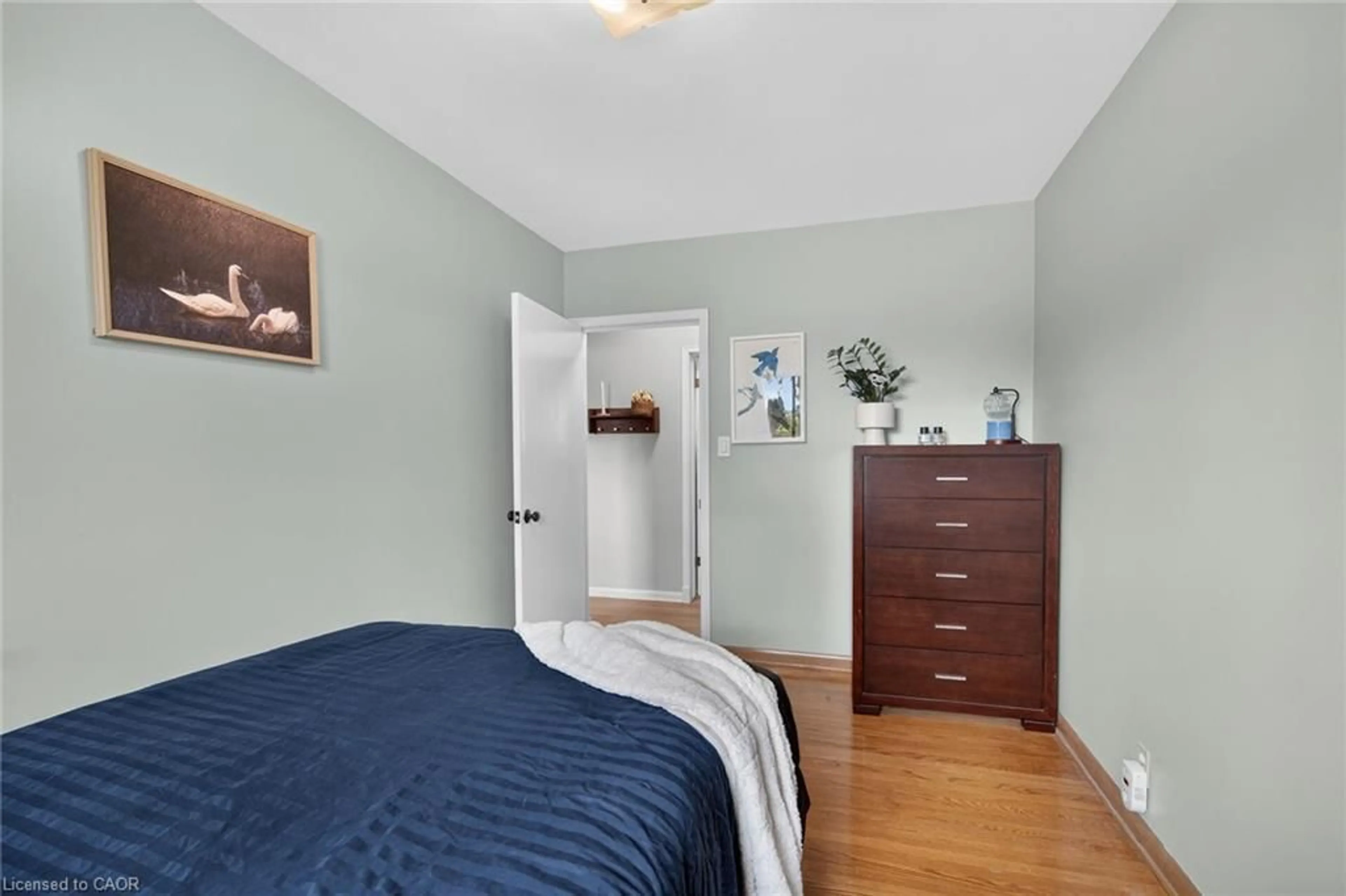 A pic of a room for 13 Allanburg Rd, St. Catharines Ontario L2T 2R8