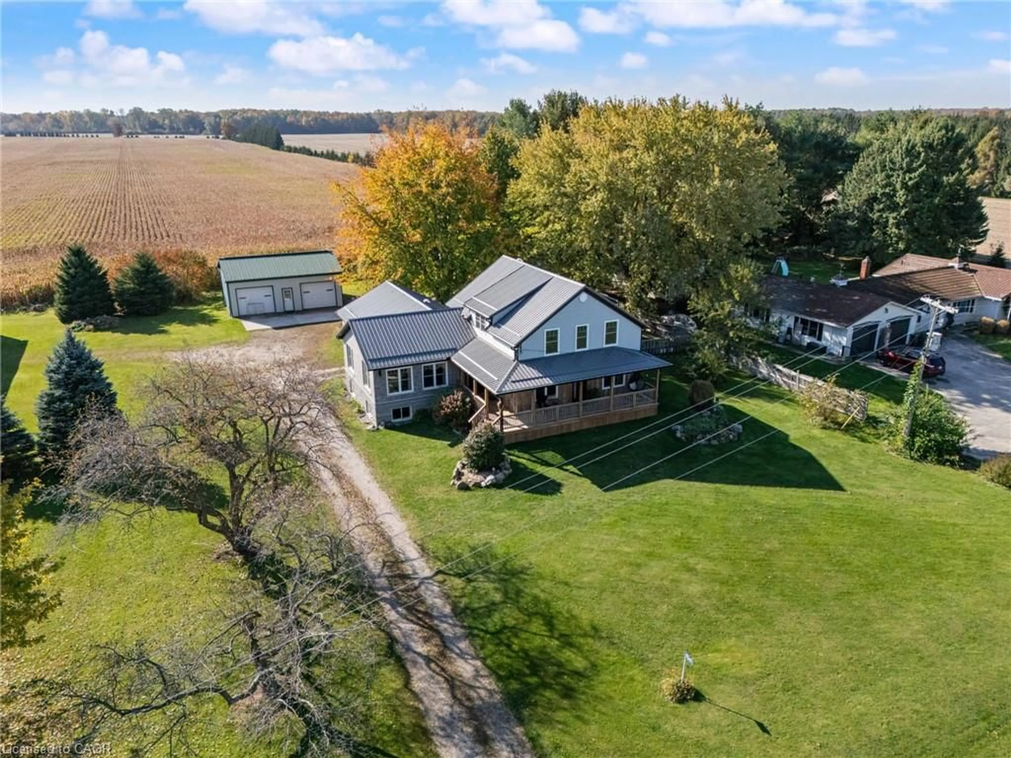 A pic from outside/outdoor area/front of a property/back of a property/a pic from drone, unknown for 45471 Sparta Line, Sparta Ontario N5P 3S8