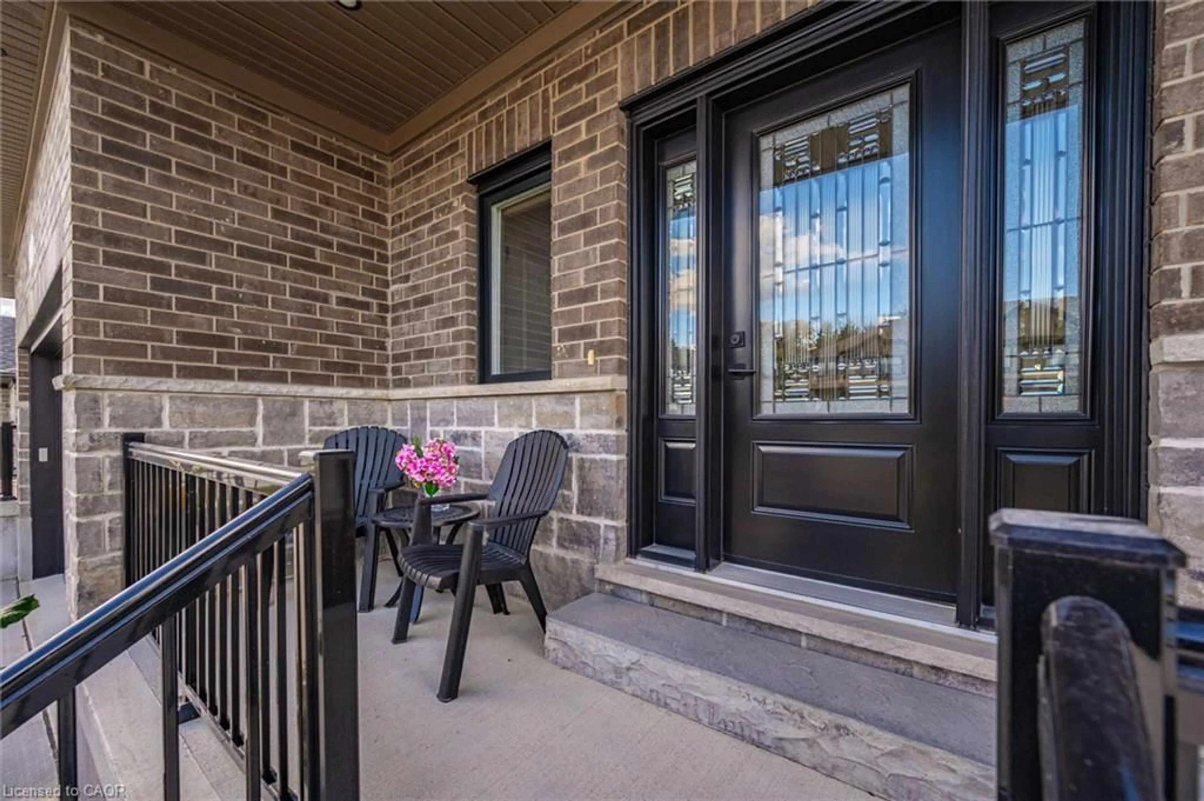 Indoor entryway for 249 Timber Trail Rd, Elmira Ontario N3B 0E4