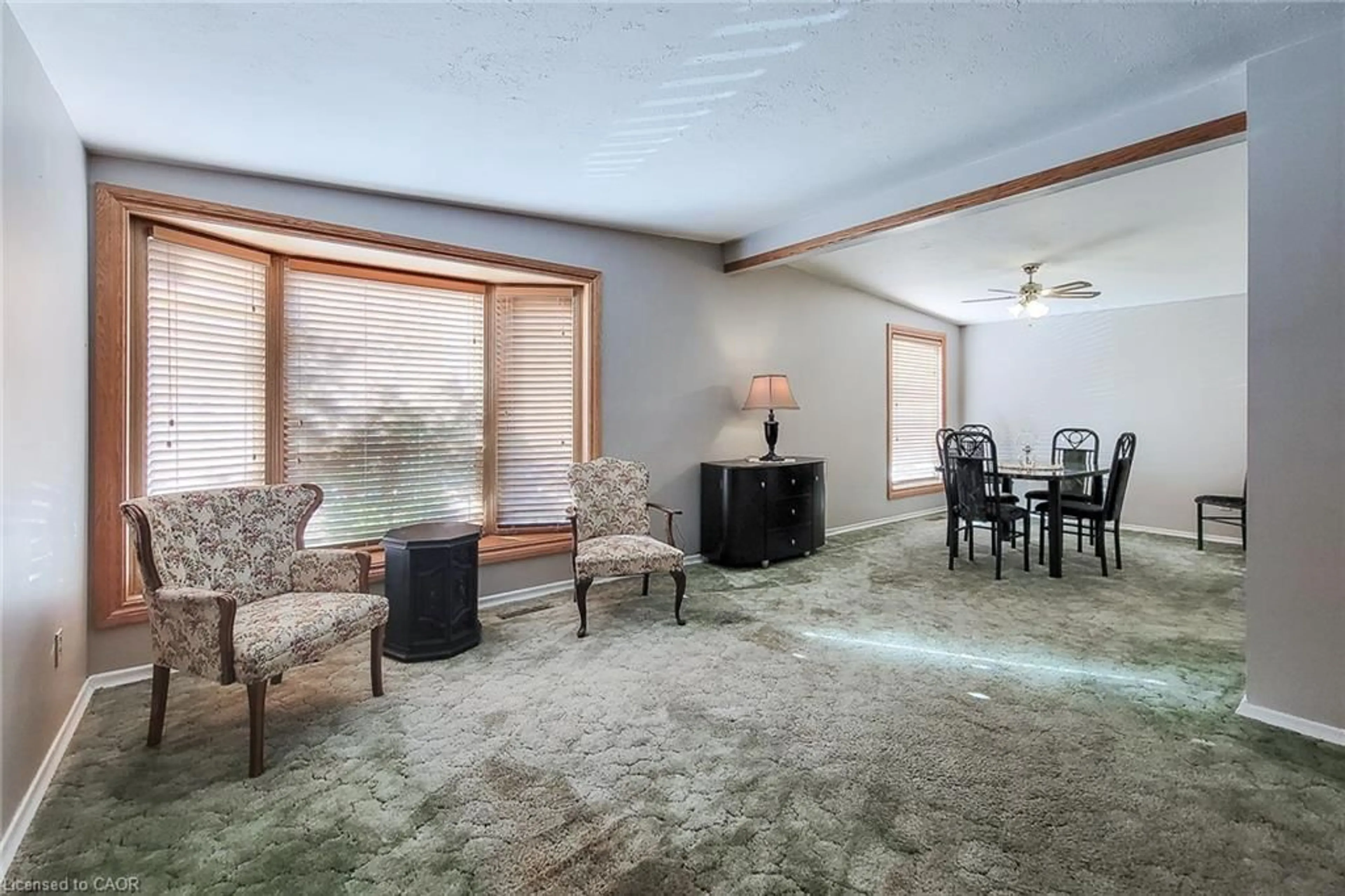 Living room with furniture, unknown for 286 Mohawk Rd, Hamilton Ontario L9C 1W3