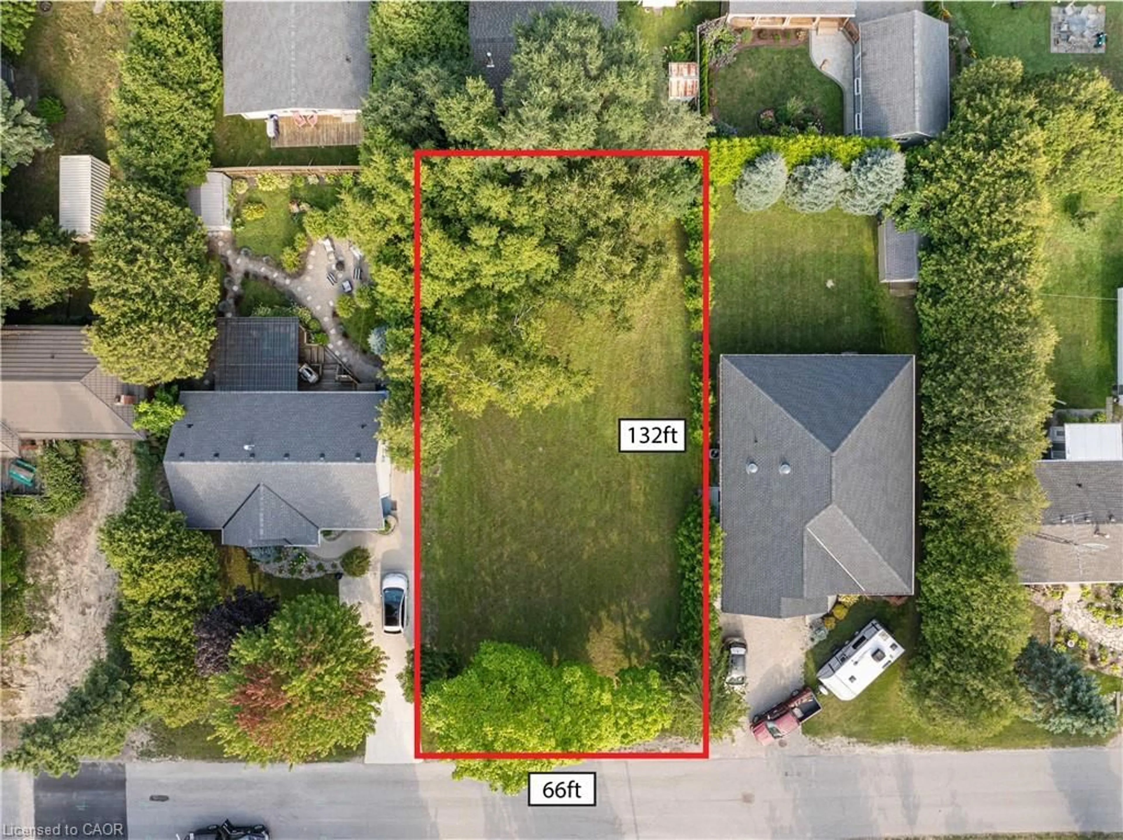 A pic from outside/outdoor area/front of a property/back of a property/a pic from drone, street for 10 Hamilton St, Bayfield Ontario N0M 1G0
