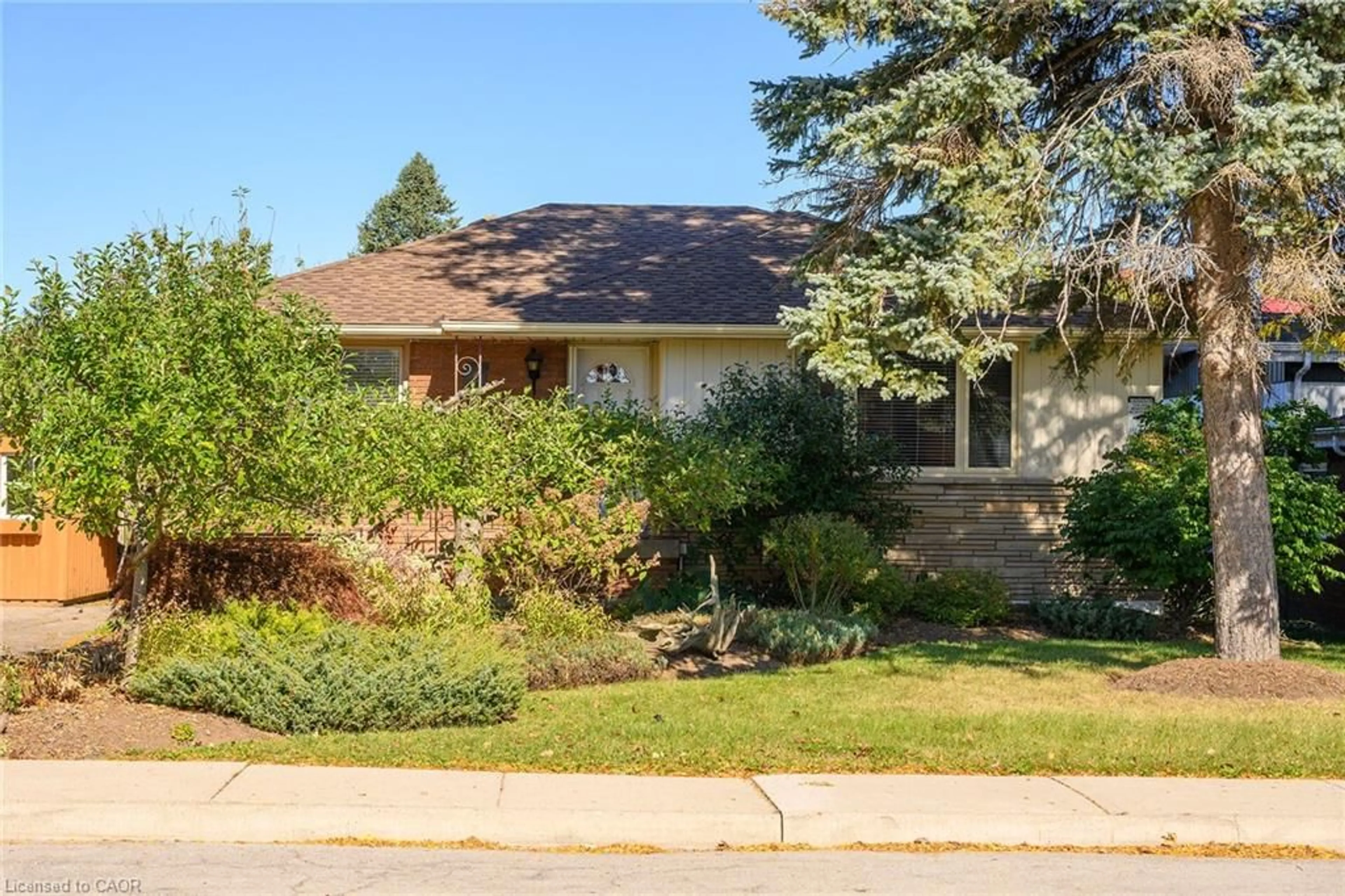 Home with brick exterior material, street for 6 Sandringham Ave, Hamilton Ontario L9C 2H4