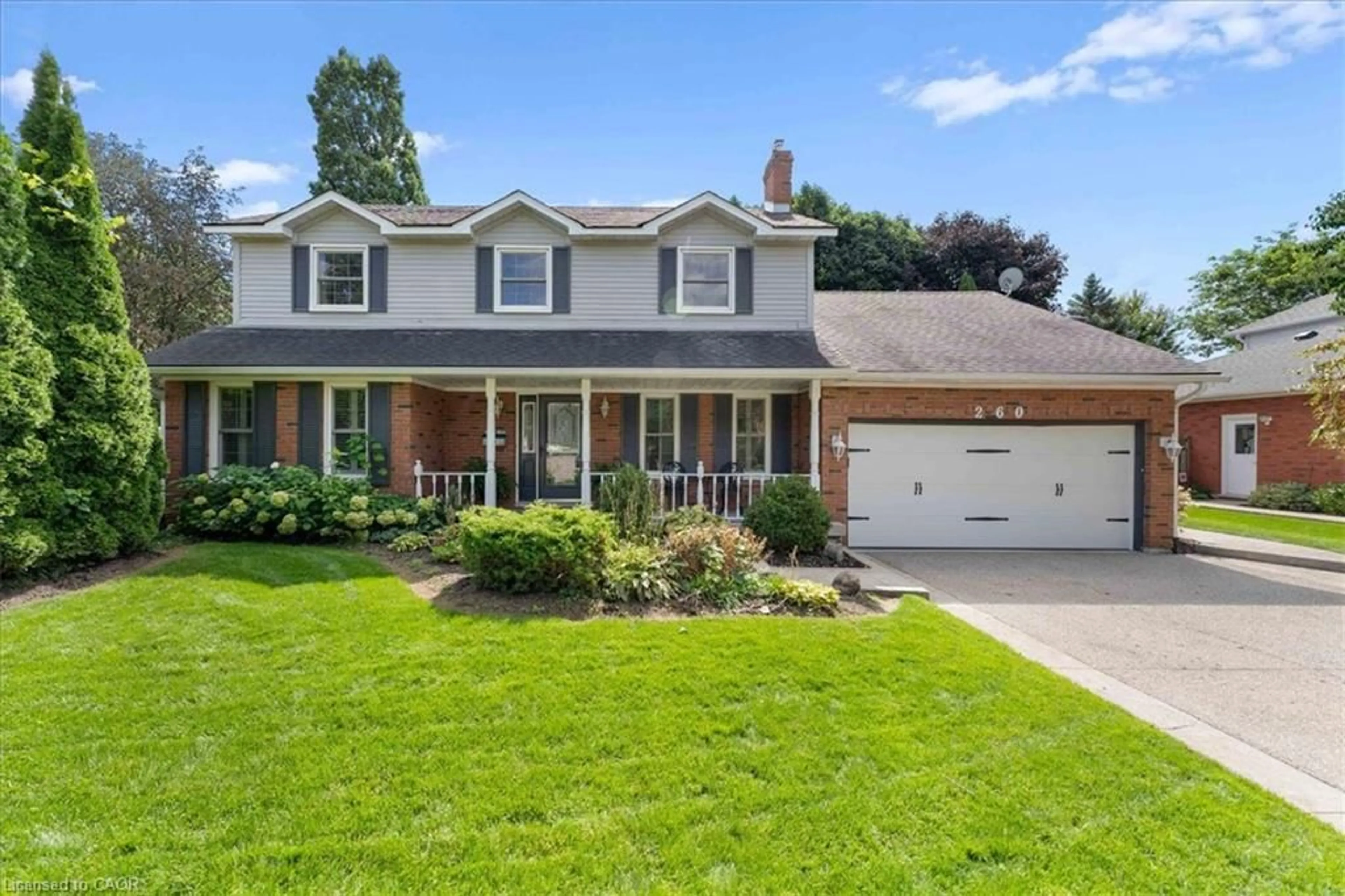 Home with brick exterior material, street for 260 Cornwallis Rd, Ancaster Ontario L9G 3Y8