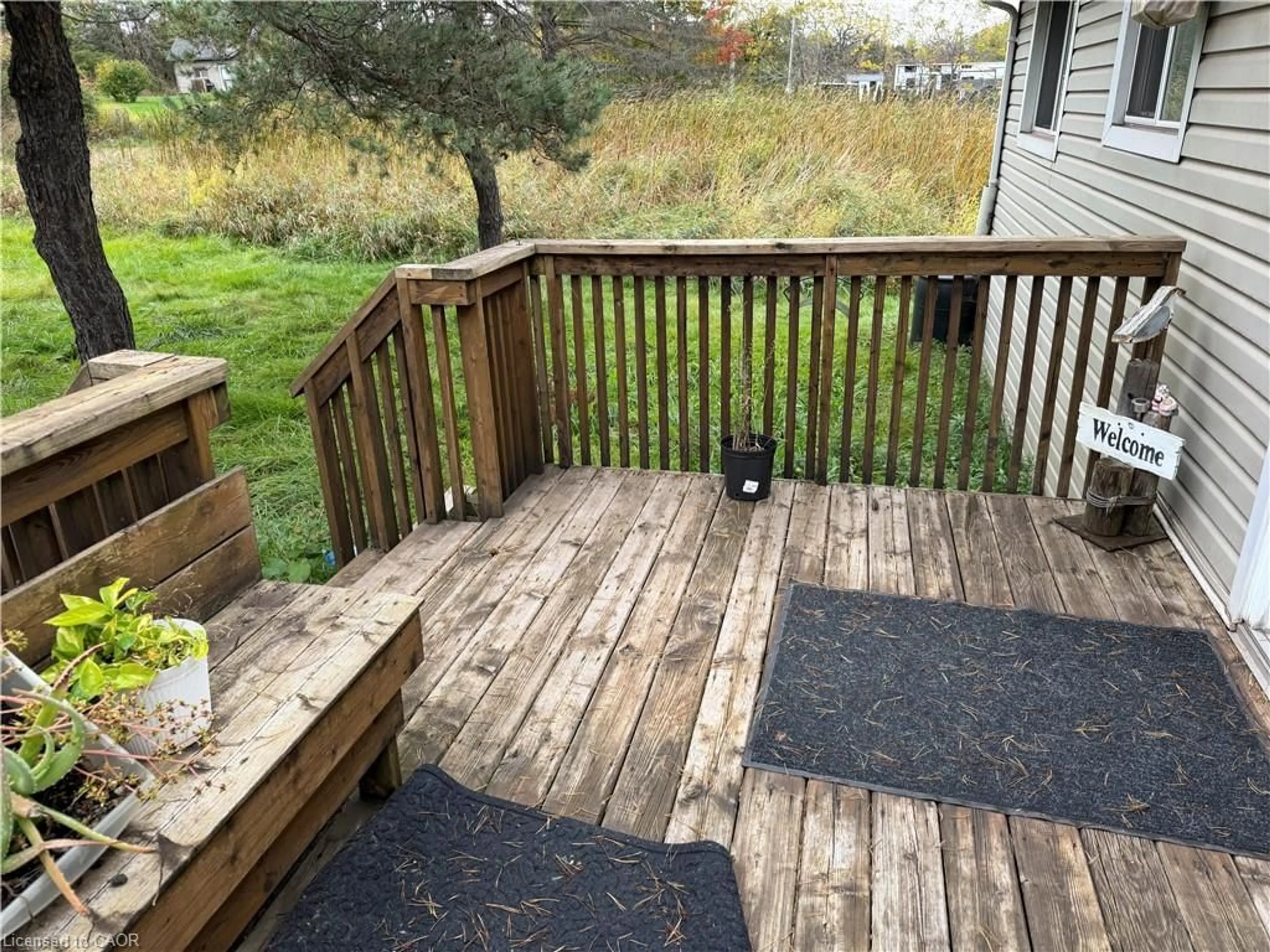Patio, unknown for 47 Nanticoke Valley Rd, Nanticoke Ontario N0A 1L0