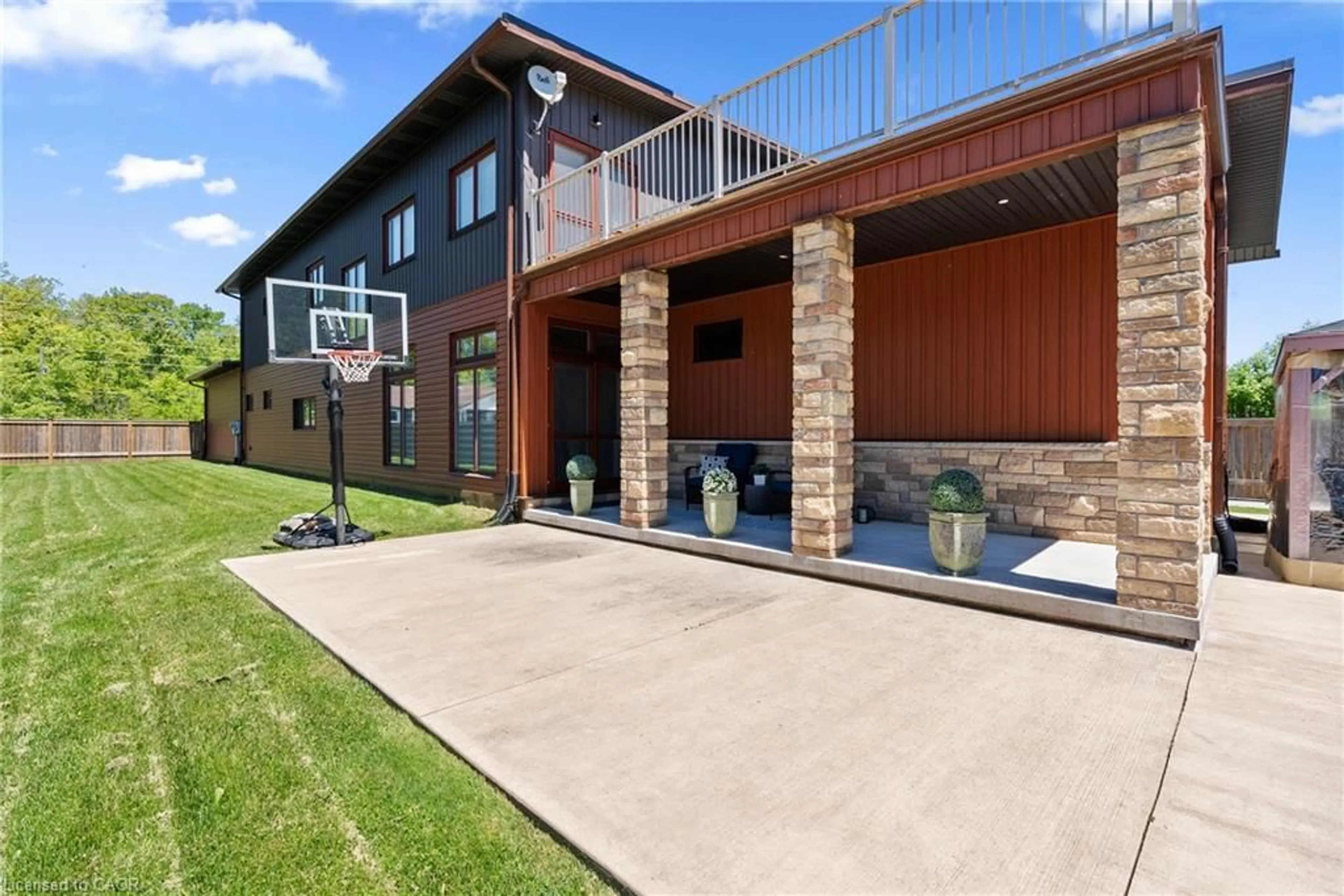 Home with brick exterior material, street for 1887 Dominion Rd, Ridgeway Ontario L0S 1N0