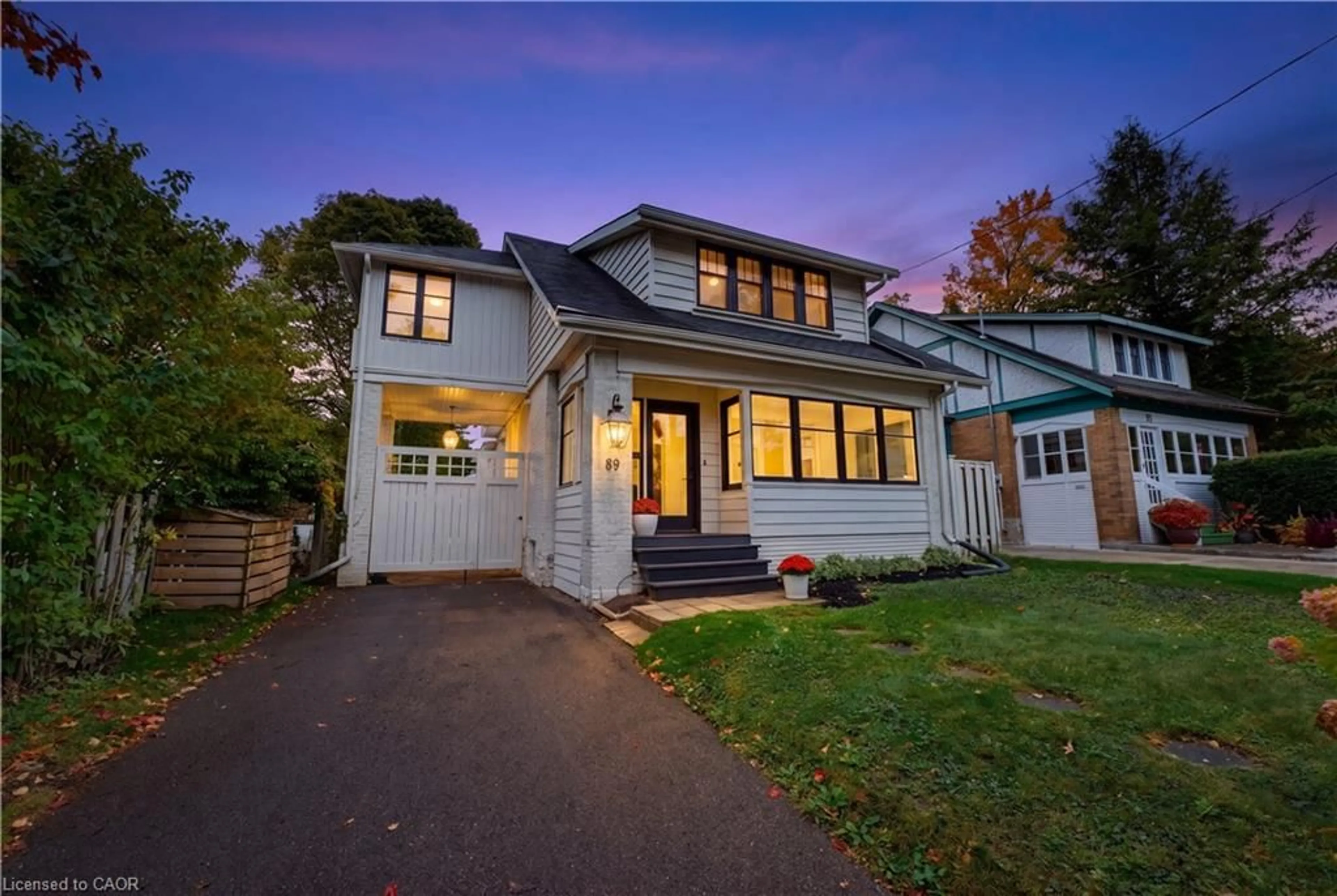Home with vinyl exterior material, street for 89 Allen St, Waterloo Ontario N2L 1E5