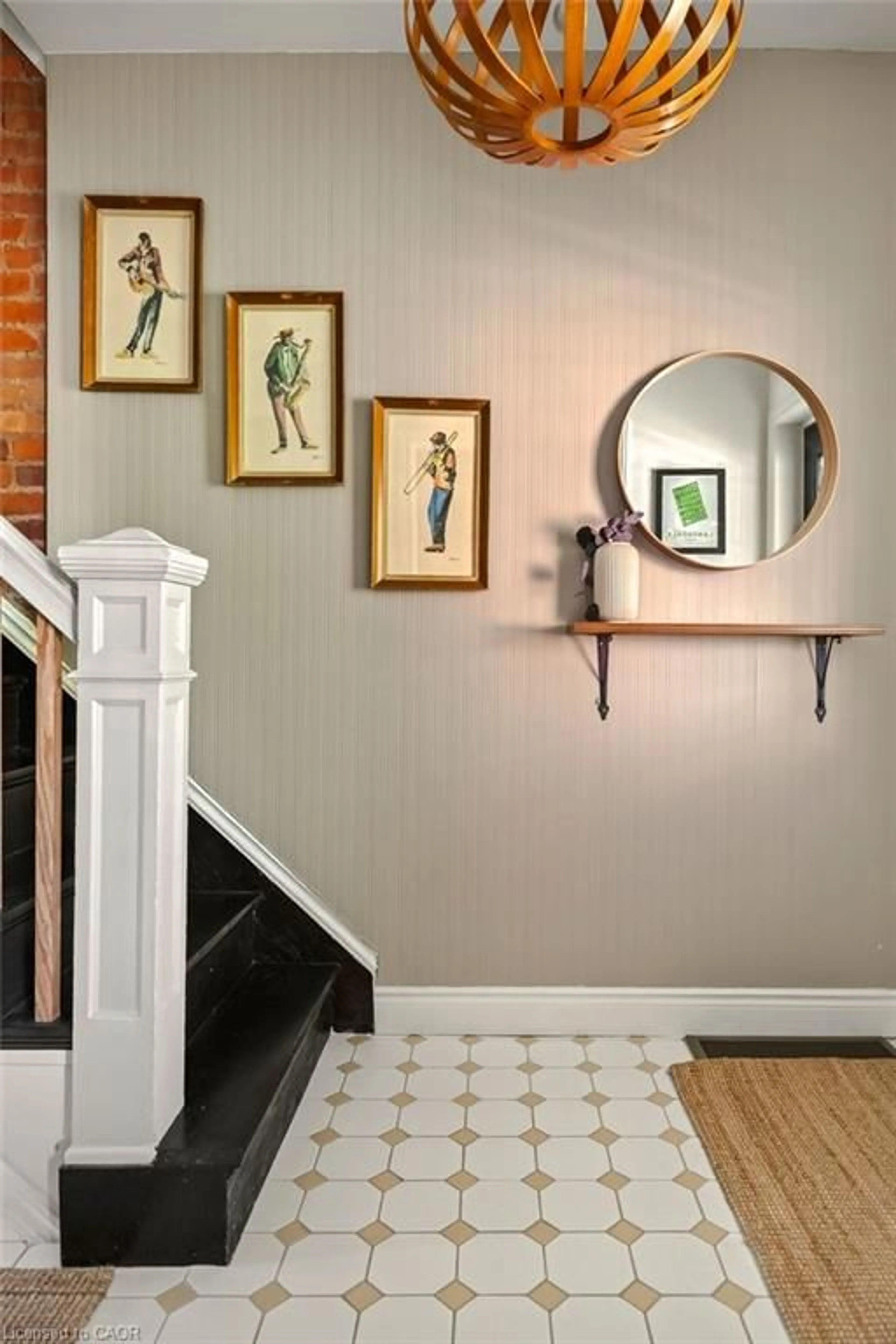 Indoor entryway for 74 Emerald St, Hamilton Ontario L8L 5K3
