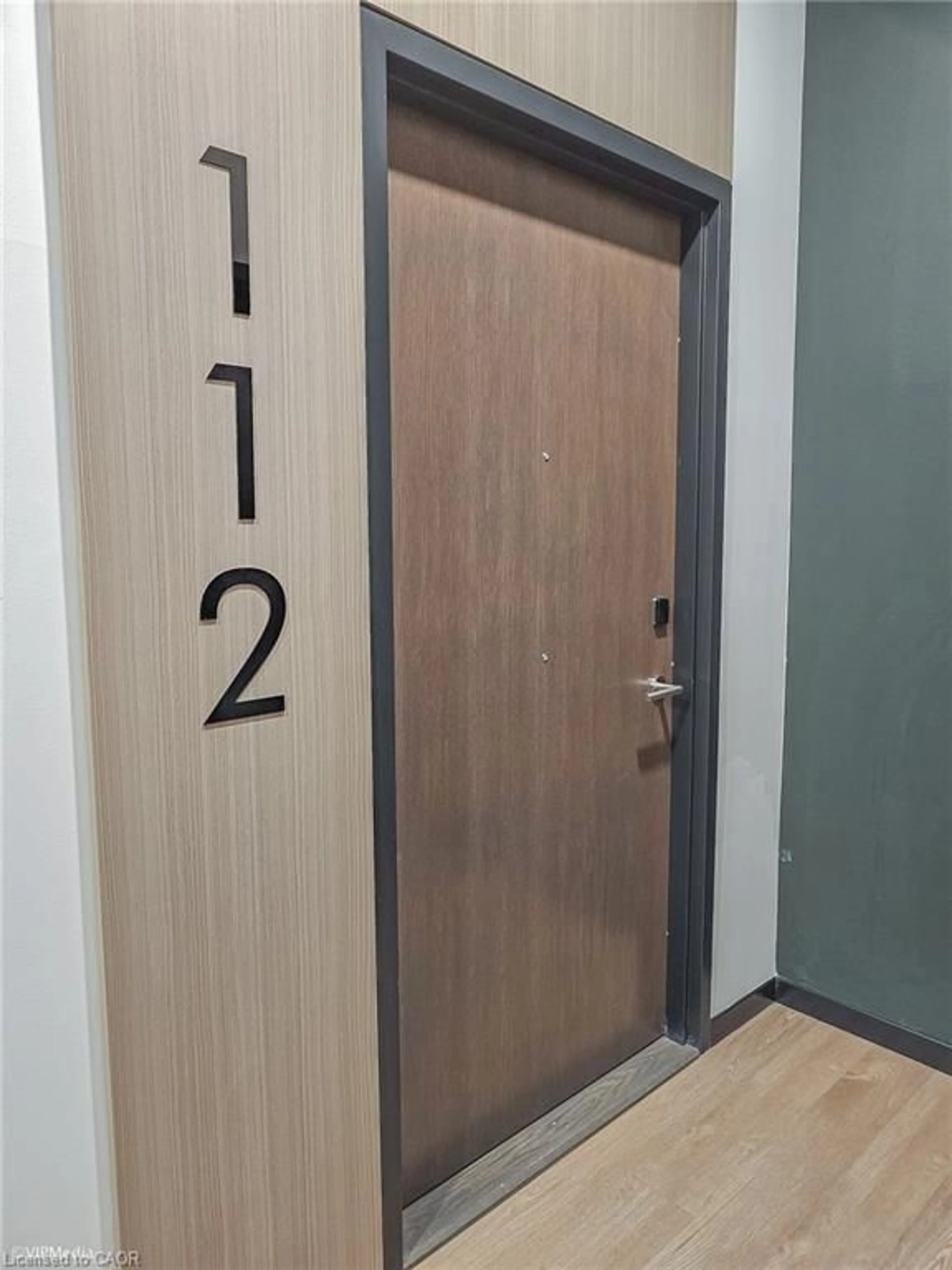 Indoor foyer for 101 Golden Eagle Rd #112, Waterloo Ontario N2V 1C3