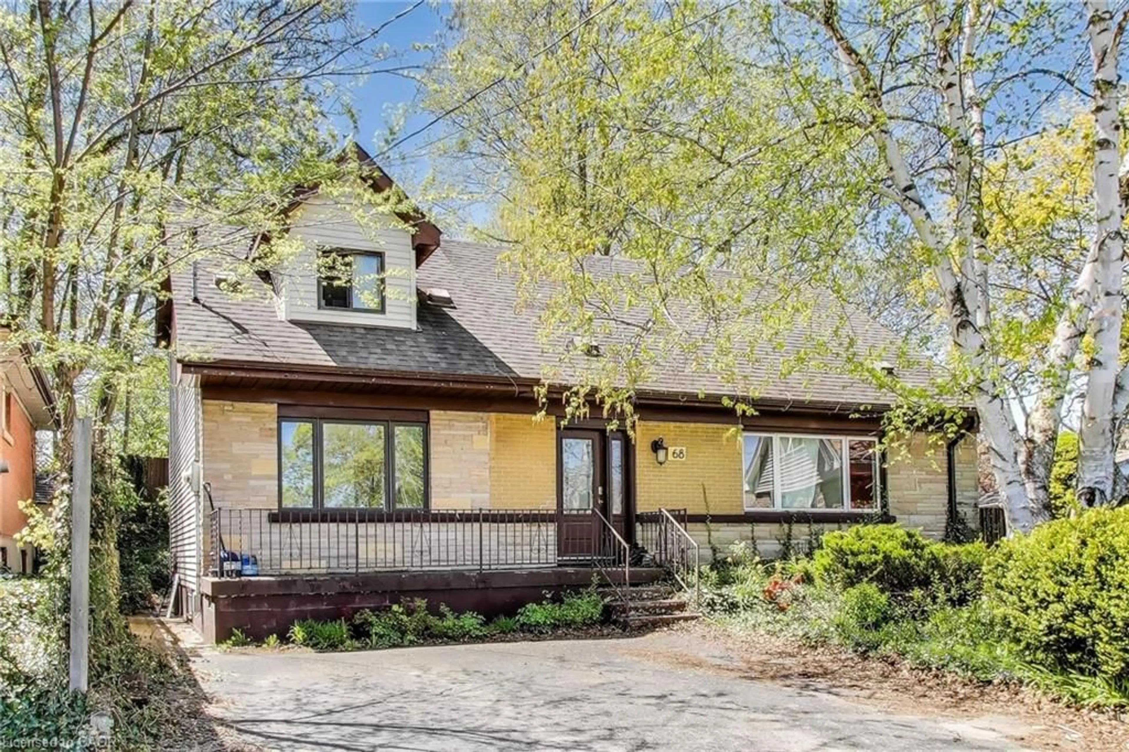 Home with brick exterior material, street for 68 Harold Crt, Hamilton Ontario L8S 2R9