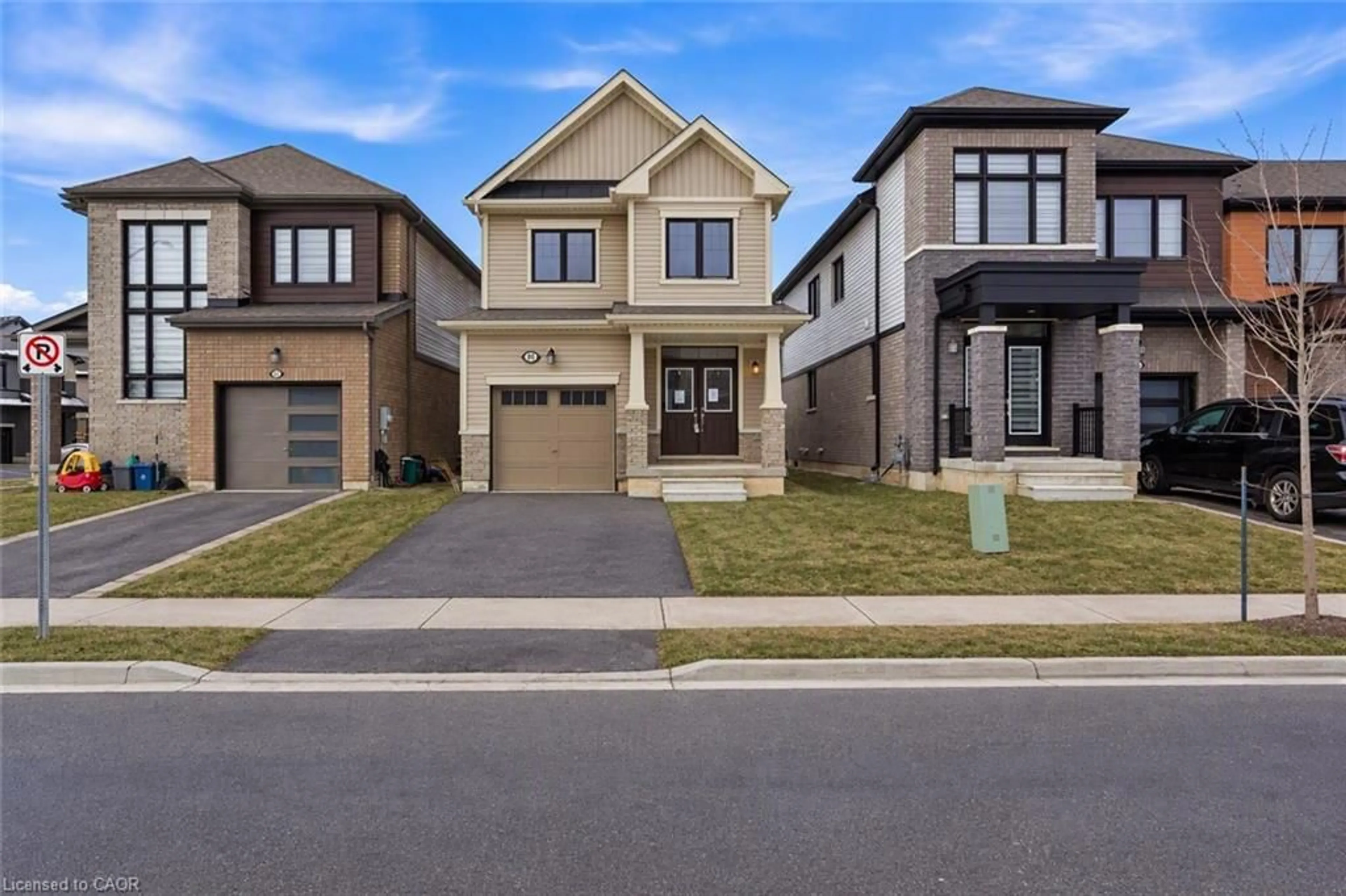 Home with brick exterior material, street for 49 Sugar May Ave, Thorold Ontario L2V 0L3