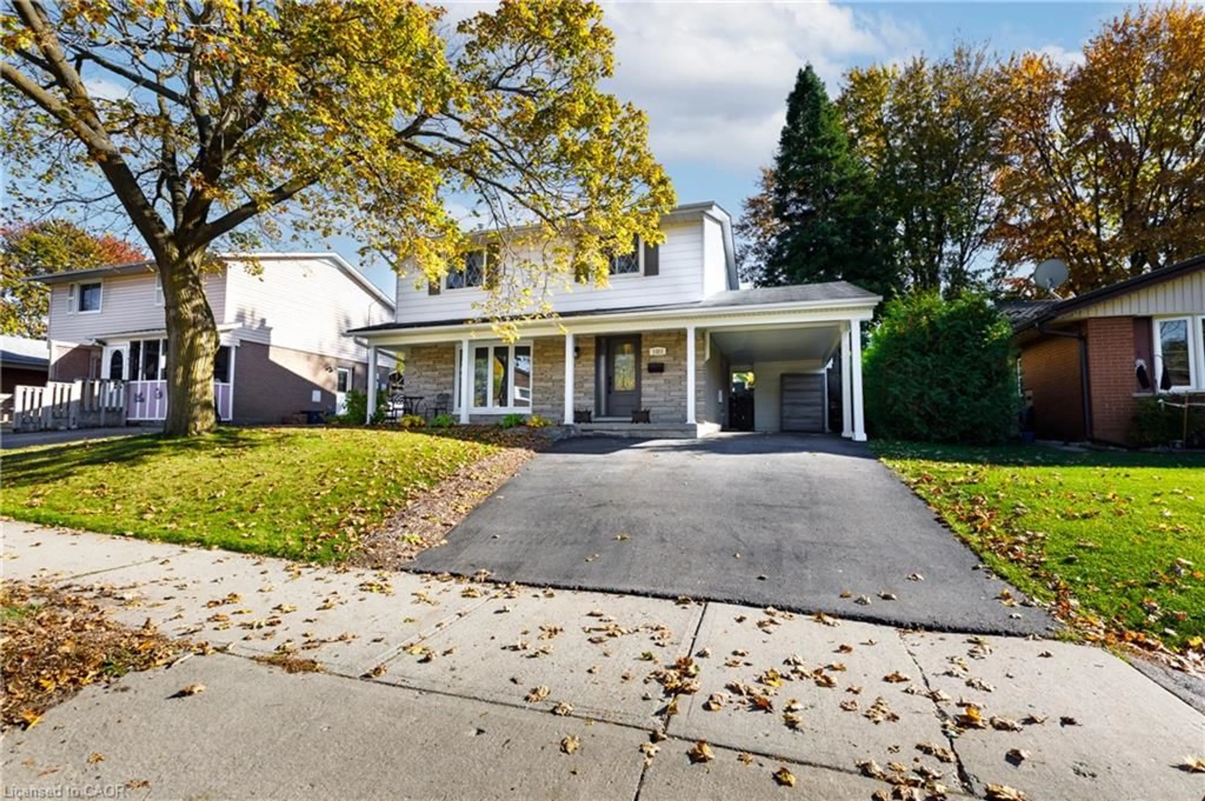 Unknown for 1323 Queen's Blvd, Kitchener Ontario N2M 1C6