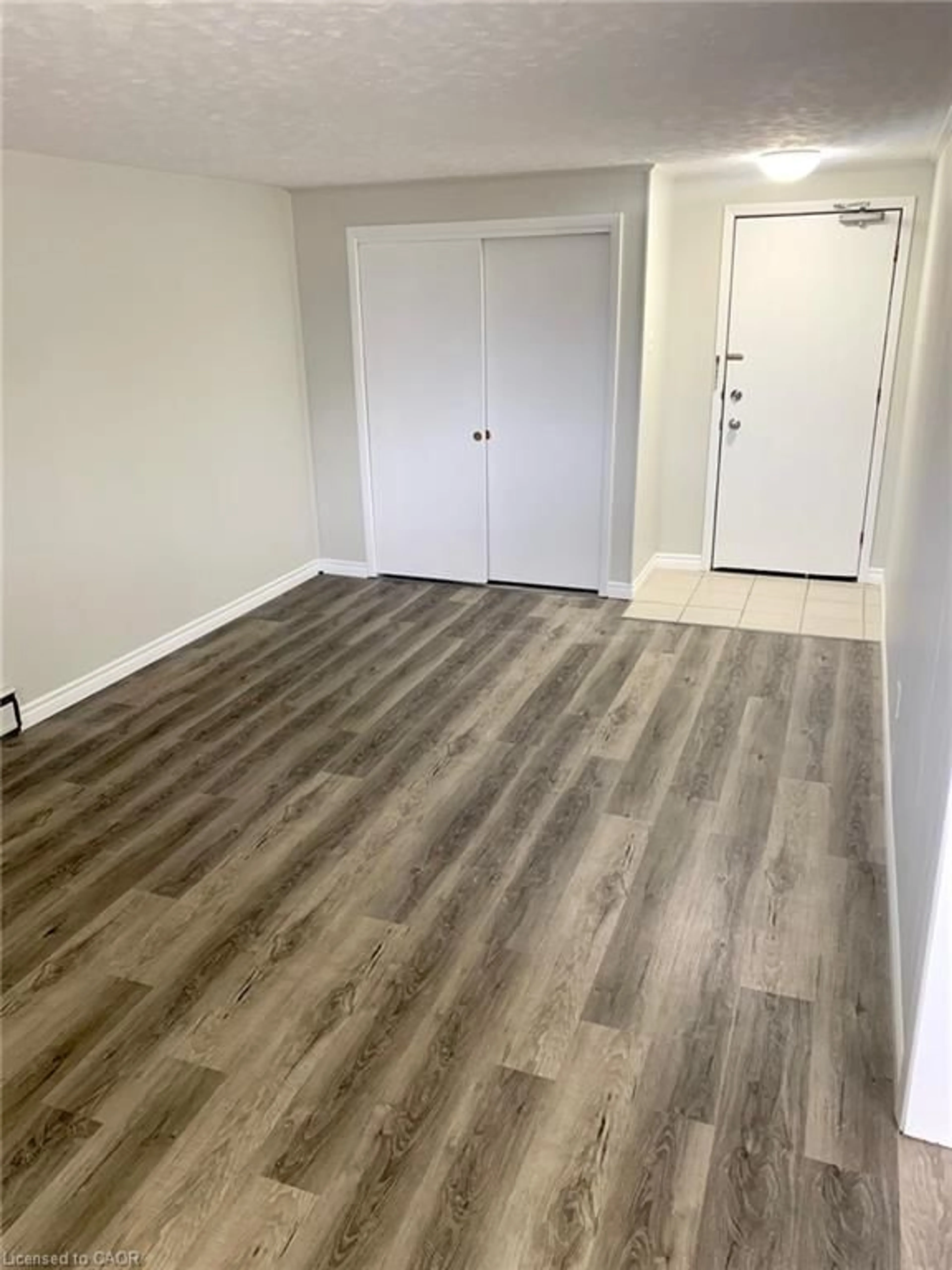 A pic of a room for 127 Ann St, Kitchener Ontario N2B 1Y2