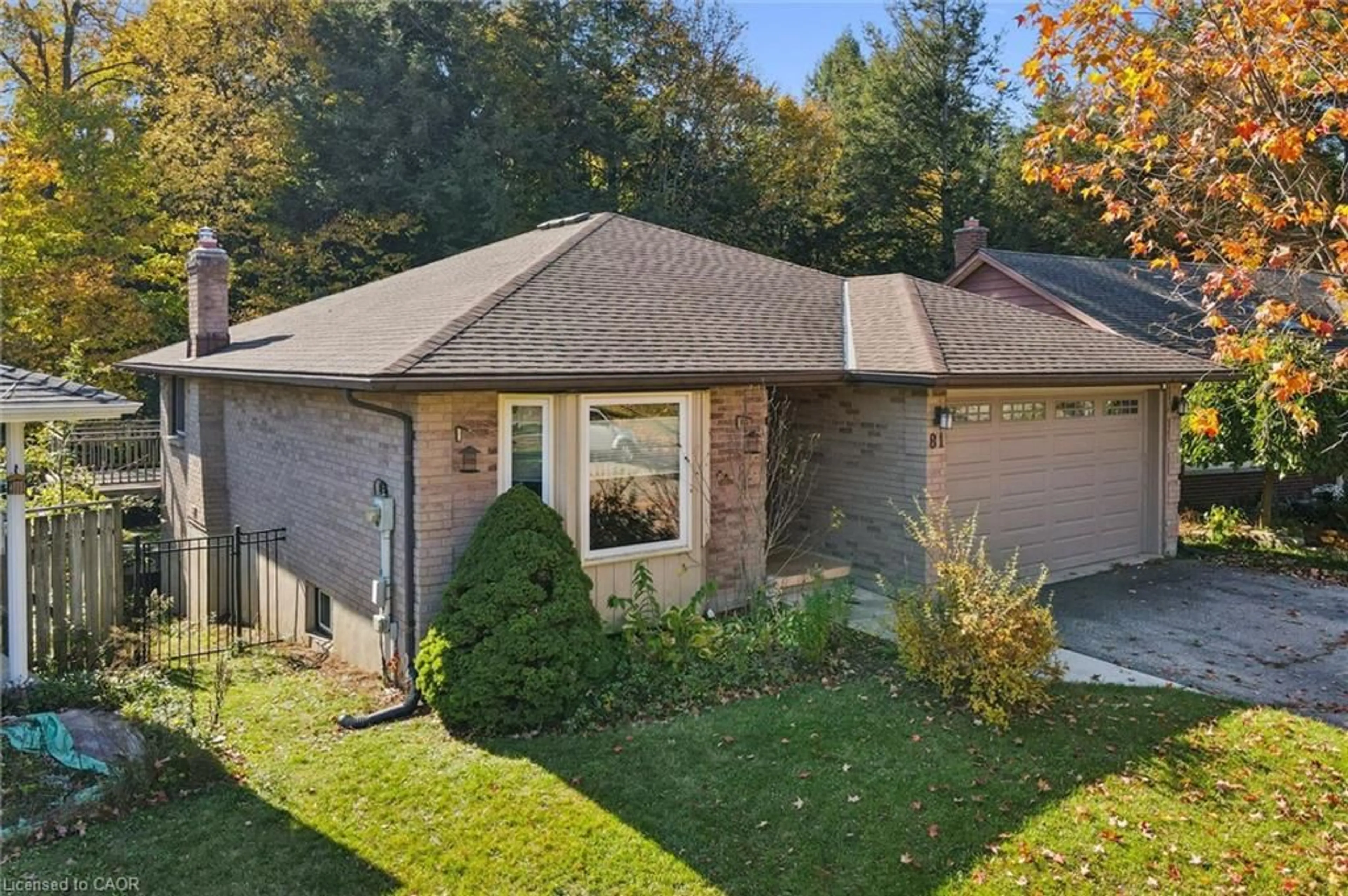 Home with brick exterior material, street for 81 Sabrina Cres, Kitchener Ontario N2P 1Y7