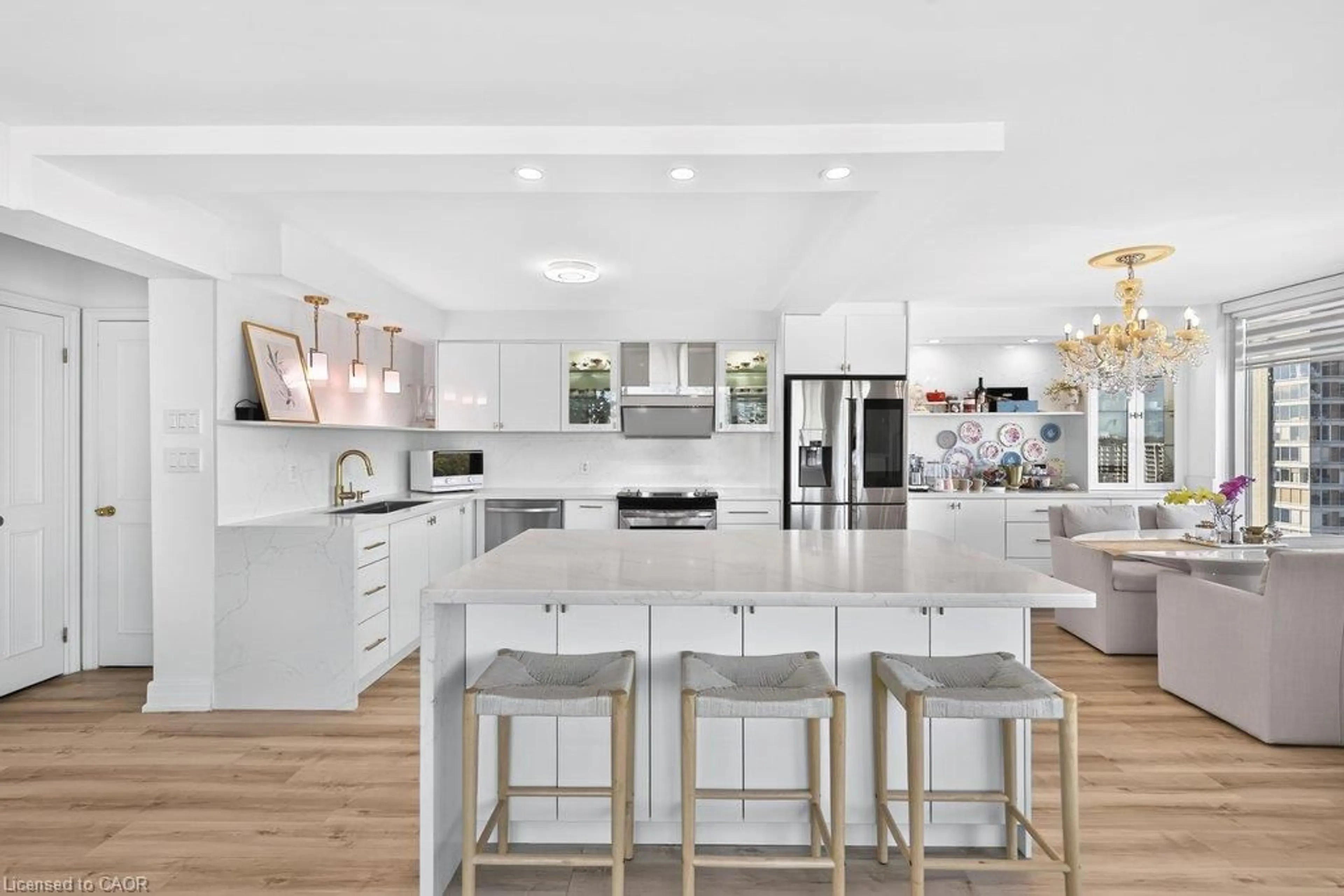 Open concept kitchen, ceramic/tile floor for 1 Palace Pier Crt #2210, Etobicoke Ontario M8V 3W9